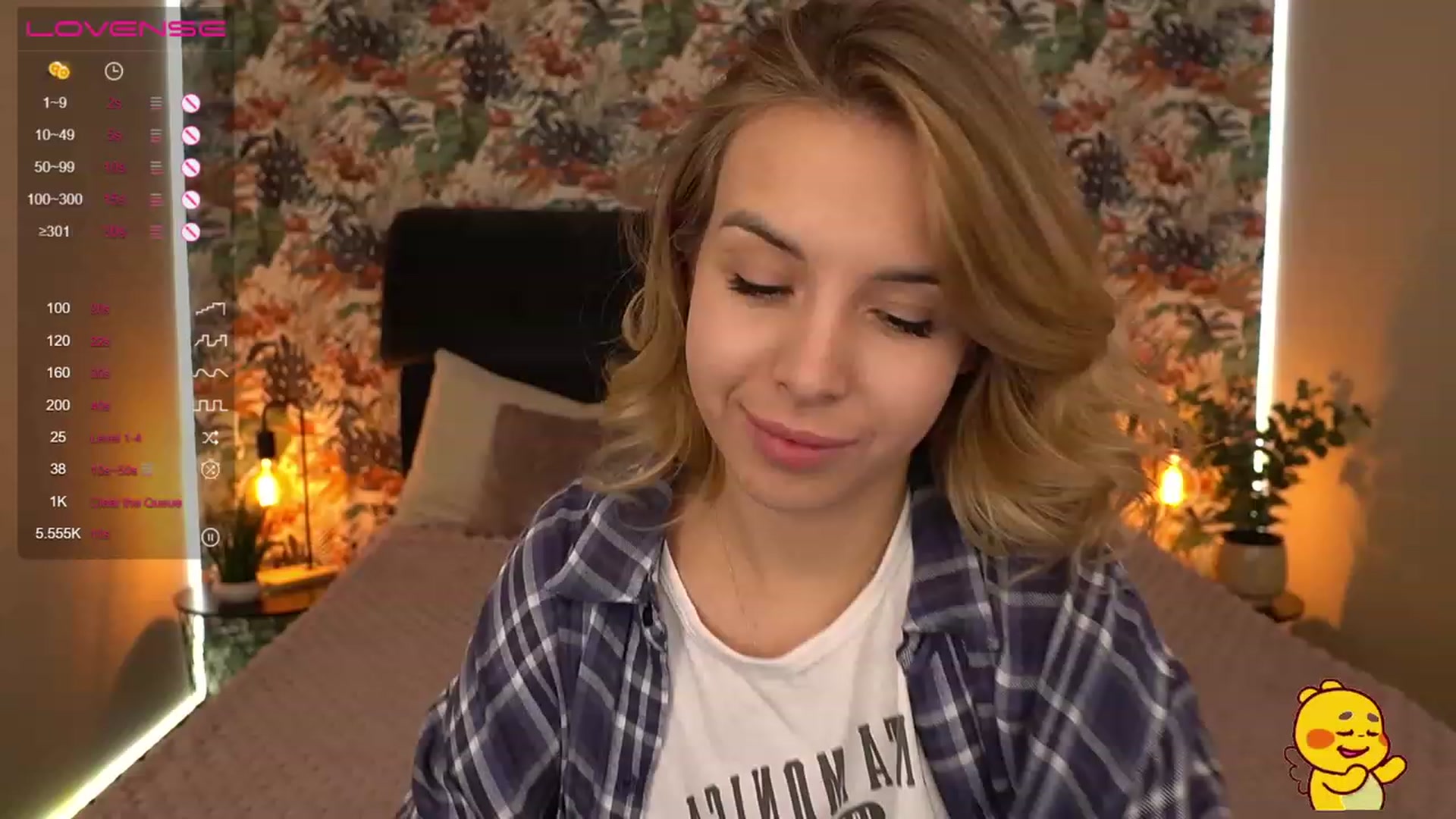 Gallery image thumbnail from Tilli's myfreecams stream on, 12/20/2023, 11:09 image 15 of 20