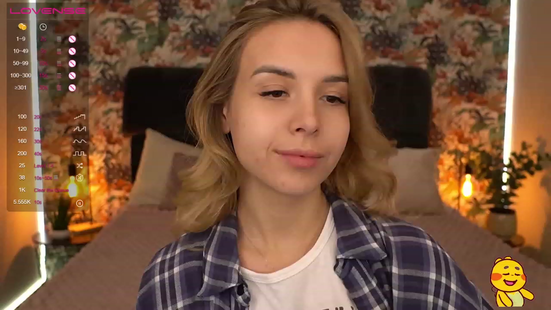 Gallery image thumbnail from Tilli's myfreecams stream on, 12/20/2023, 13:19 image 12 of 20