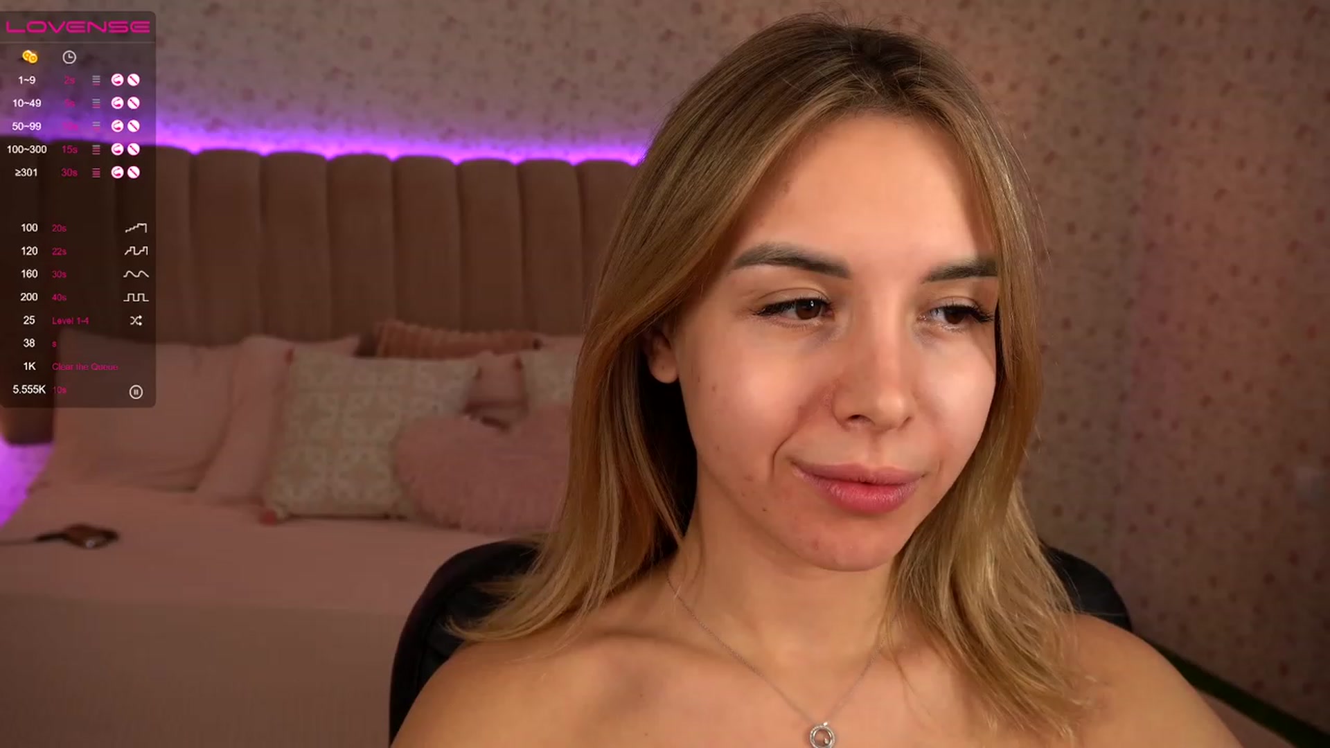 Gallery image thumbnail from Tilli's myfreecams stream on, 12/22/2023, 13:06 image 13 of 20
