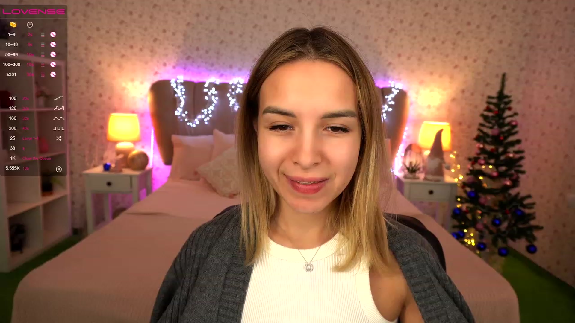 Gallery image thumbnail from Tilli's myfreecams stream on, 12/27/2023, 09:47 image 11 of 20