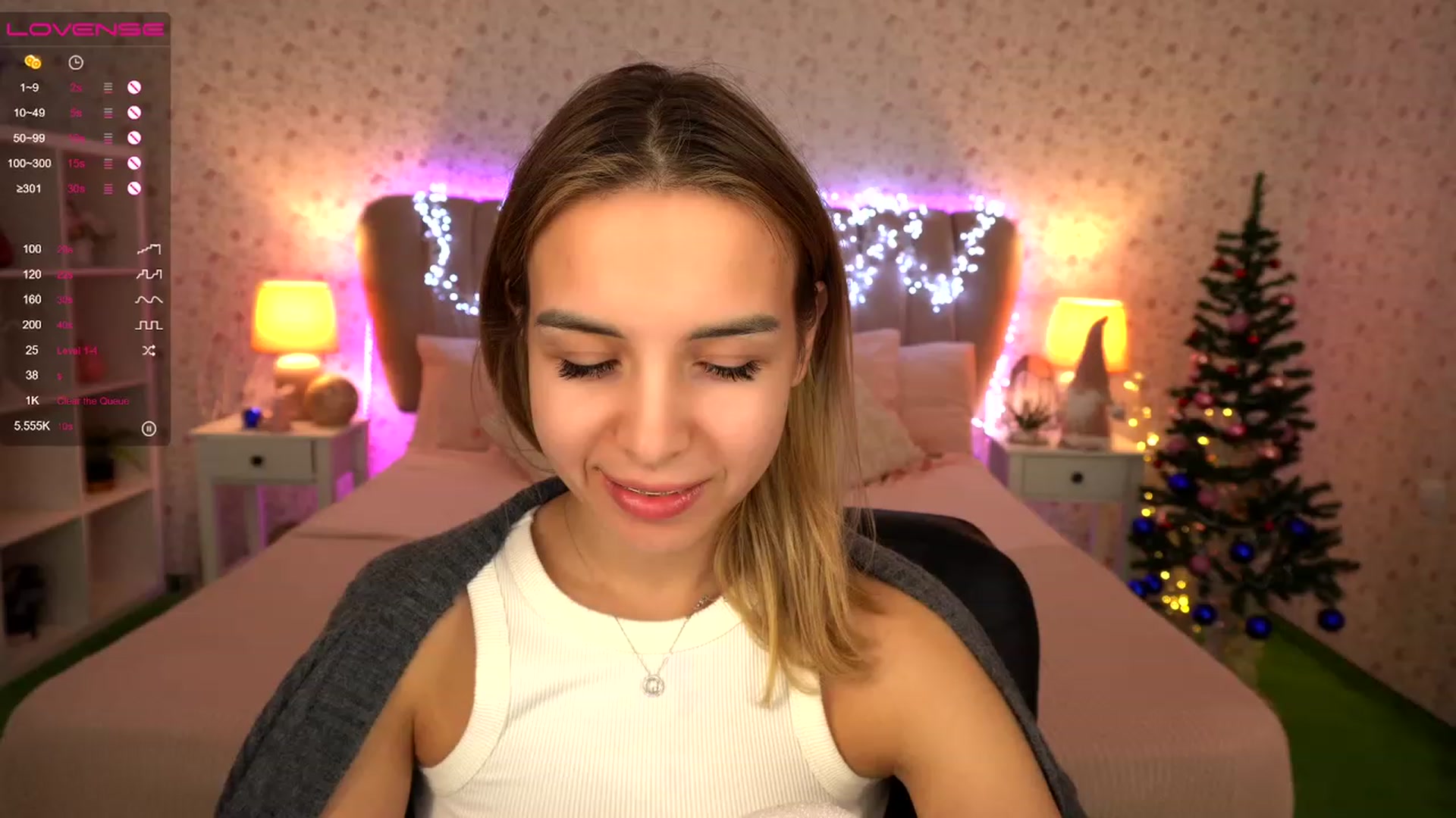 Gallery image thumbnail from Tilli's myfreecams stream on, 12/27/2023, 13:17 image 8 of 20