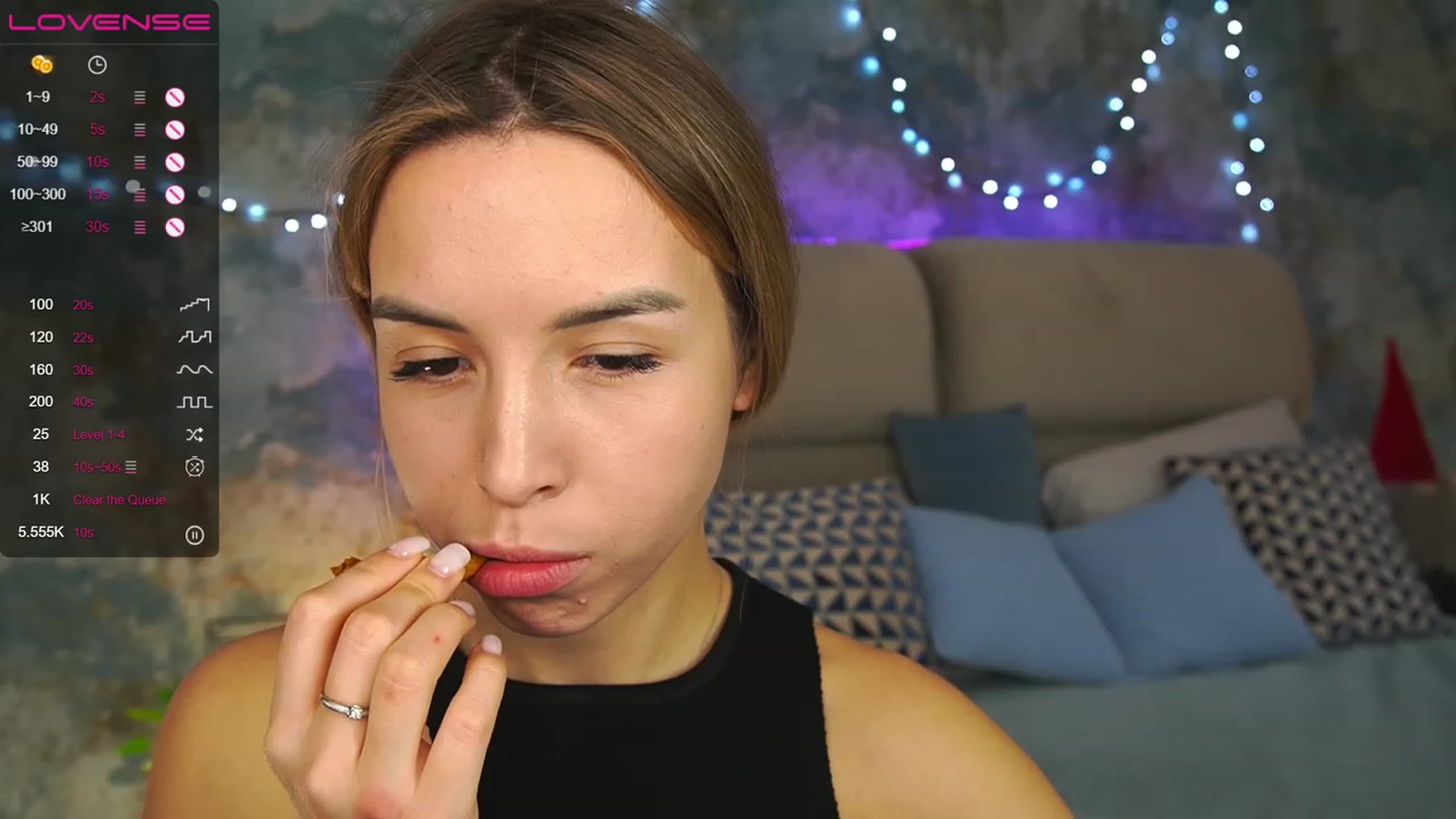 Gallery image thumbnail from Tilli's myfreecams stream on, 12/31/2023, 09:19 image 17 of 20
