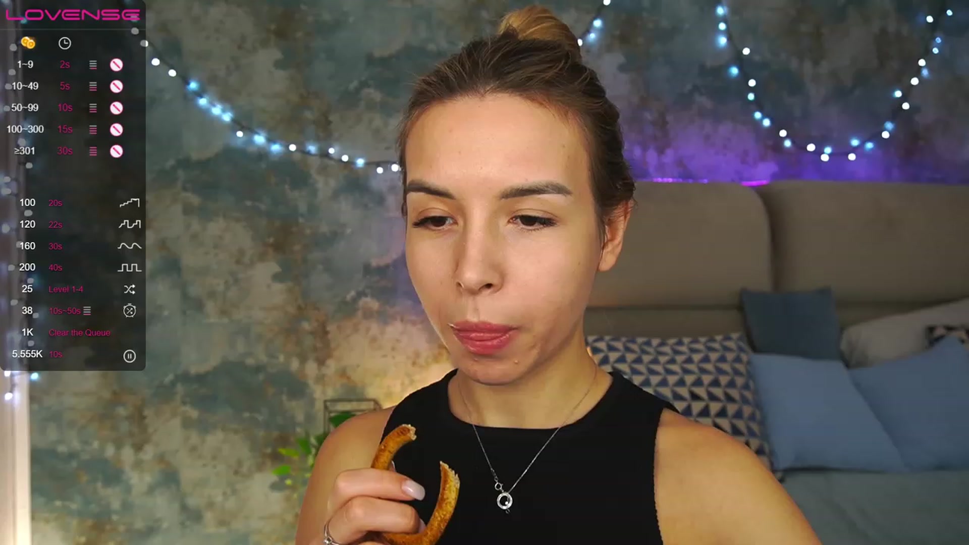 Gallery image thumbnail from Tilli's myfreecams stream on, 12/31/2023, 11:33 image 6 of 20