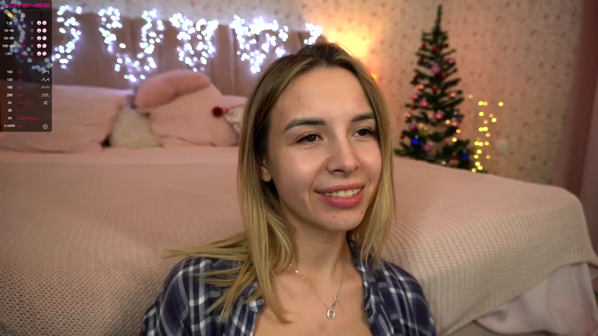 Gallery image thumbnail from Tilli's myfreecams stream on, 01/01/2024, 11:48 image 12 of 20