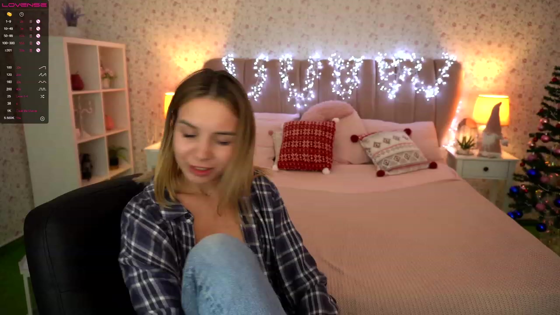 Gallery image thumbnail from Tilli's myfreecams stream on, 01/01/2024, 12:28 image 17 of 20