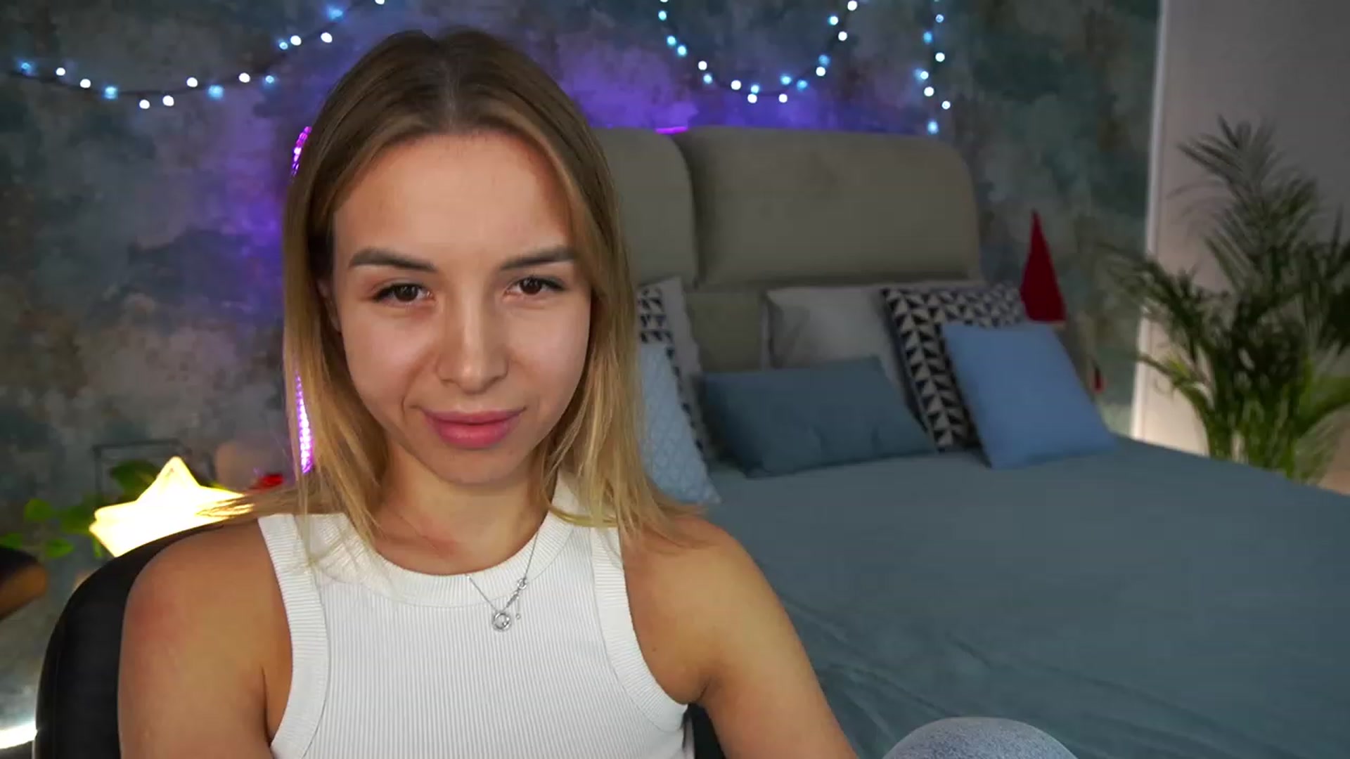 Gallery image thumbnail from Tilli's myfreecams stream on, 01/02/2024, 10:04 image 7 of 20