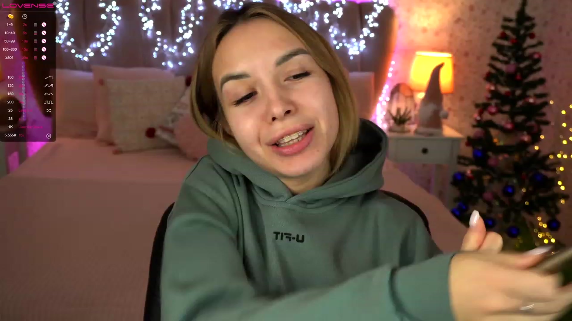 Gallery image thumbnail from Tilli's myfreecams stream on, 01/04/2024, 09:05 image 17 of 20