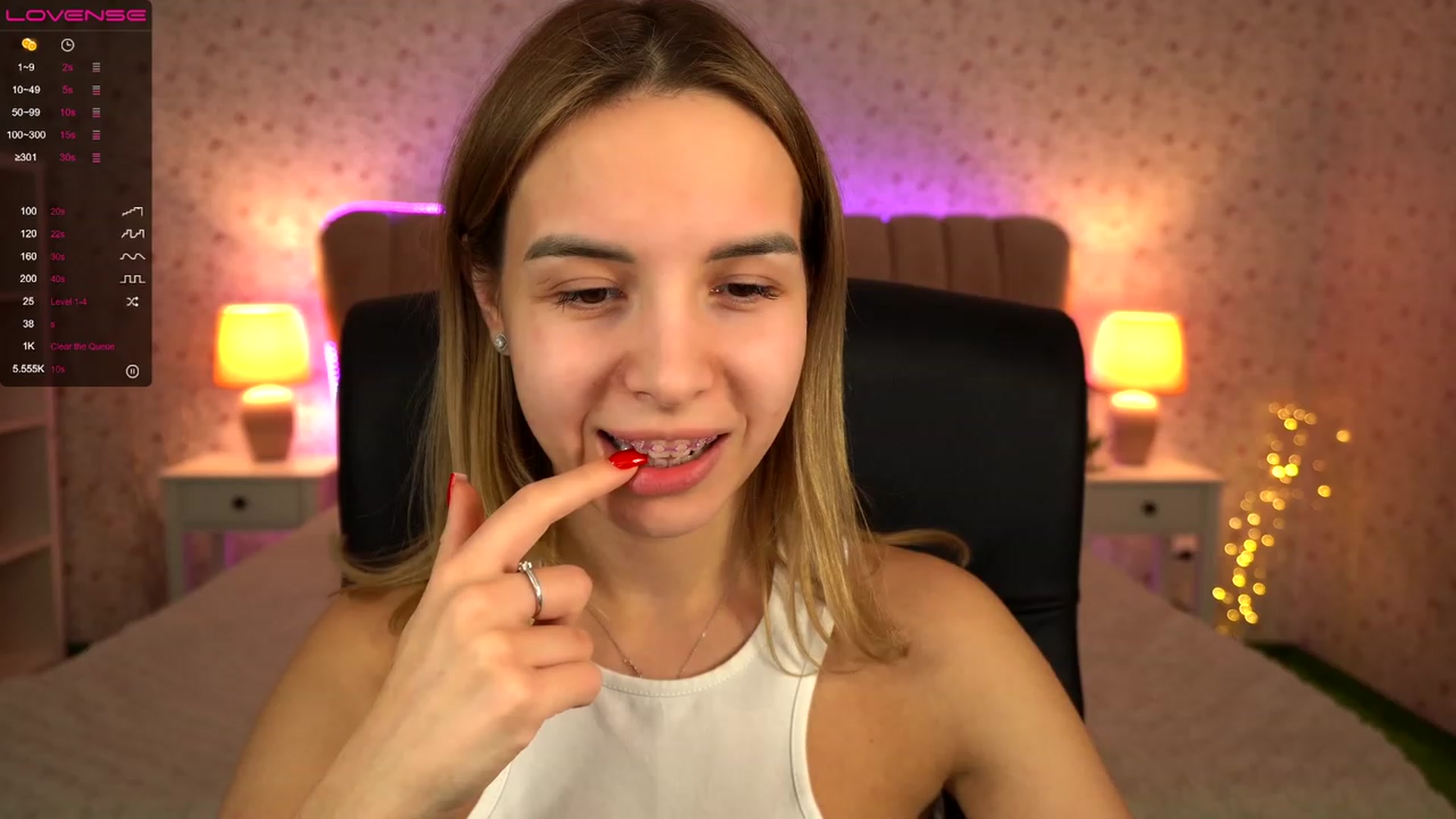 Gallery image thumbnail from Tilli's myfreecams stream on, 01/22/2024, 16:30 image 14 of 20