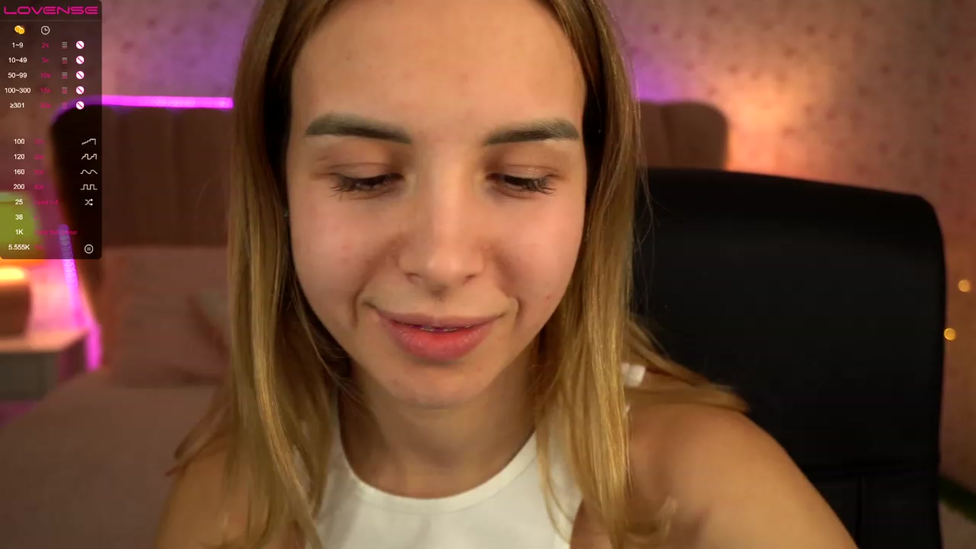 Gallery image thumbnail from Tilli's myfreecams stream on, 01/22/2024, 16:30 image 2 of 20