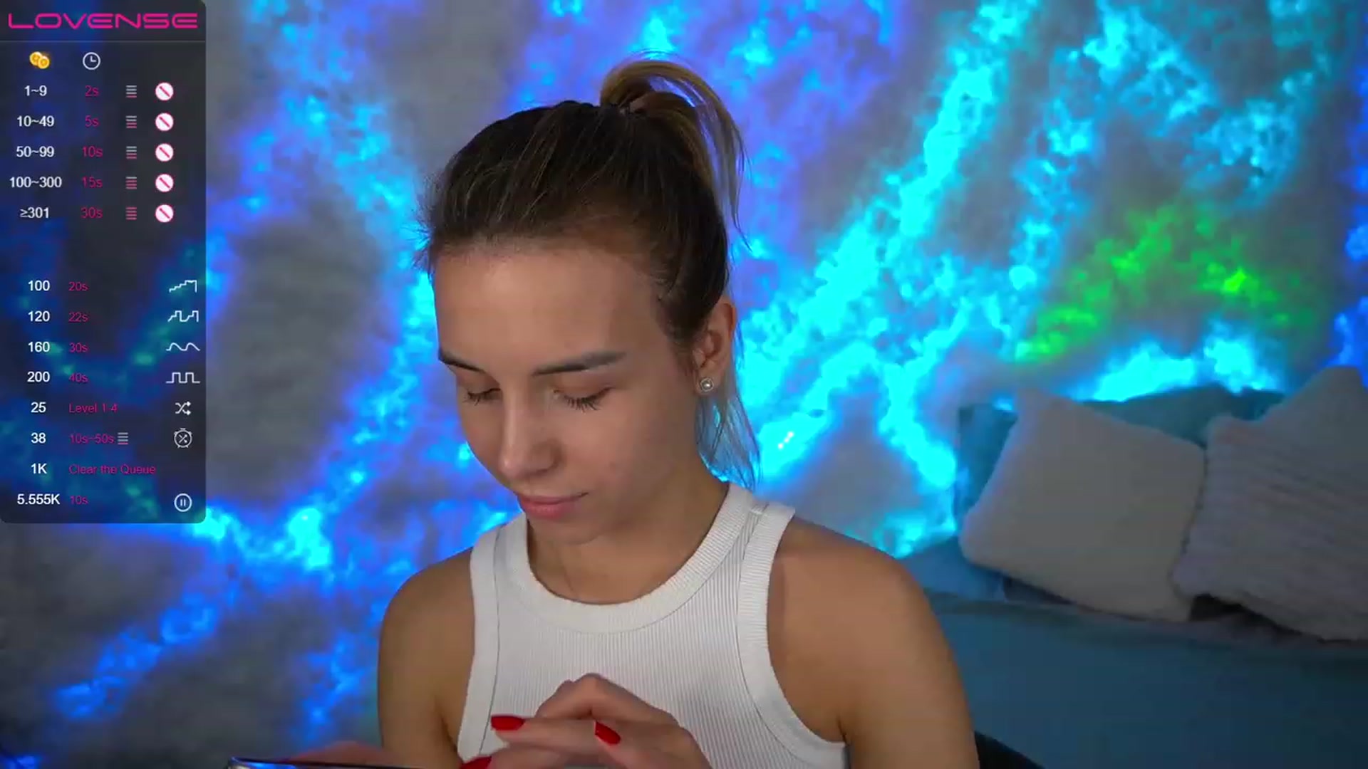 Gallery image thumbnail from Tilli's myfreecams stream on, 01/27/2024, 13:38 image 17 of 20