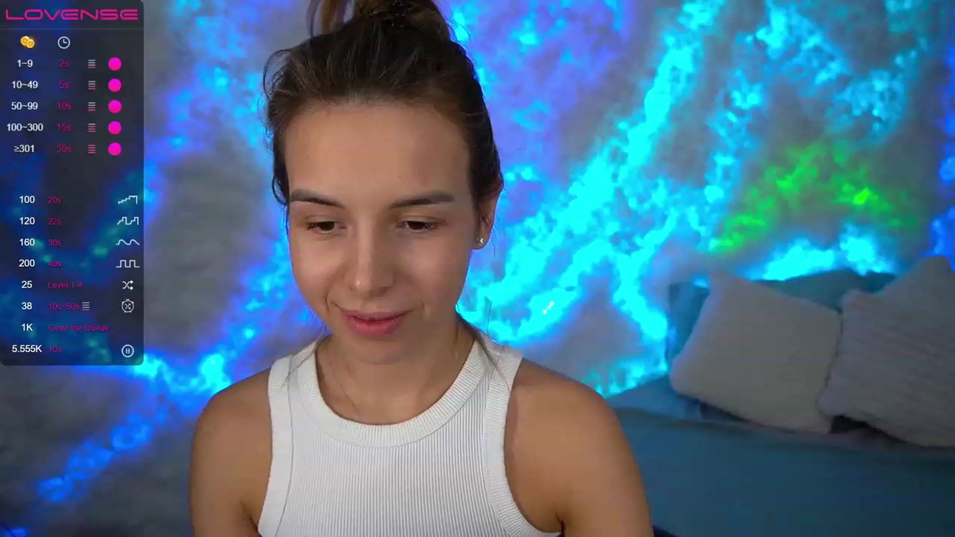 Gallery image thumbnail from Tilli's myfreecams stream on, 01/27/2024, 13:38 image 3 of 20