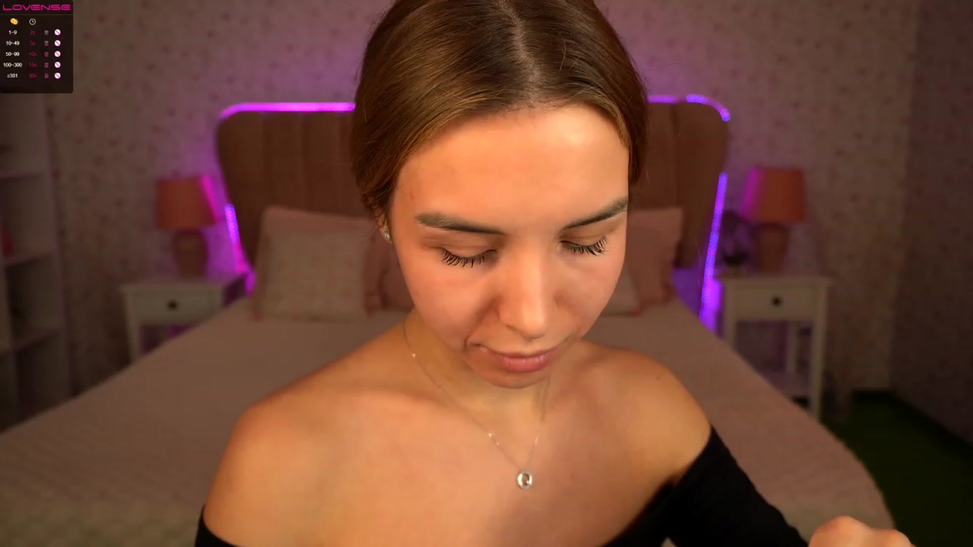 Gallery image thumbnail from Tilli's myfreecams stream on, 02/08/2024, 09:49 image 8 of 20