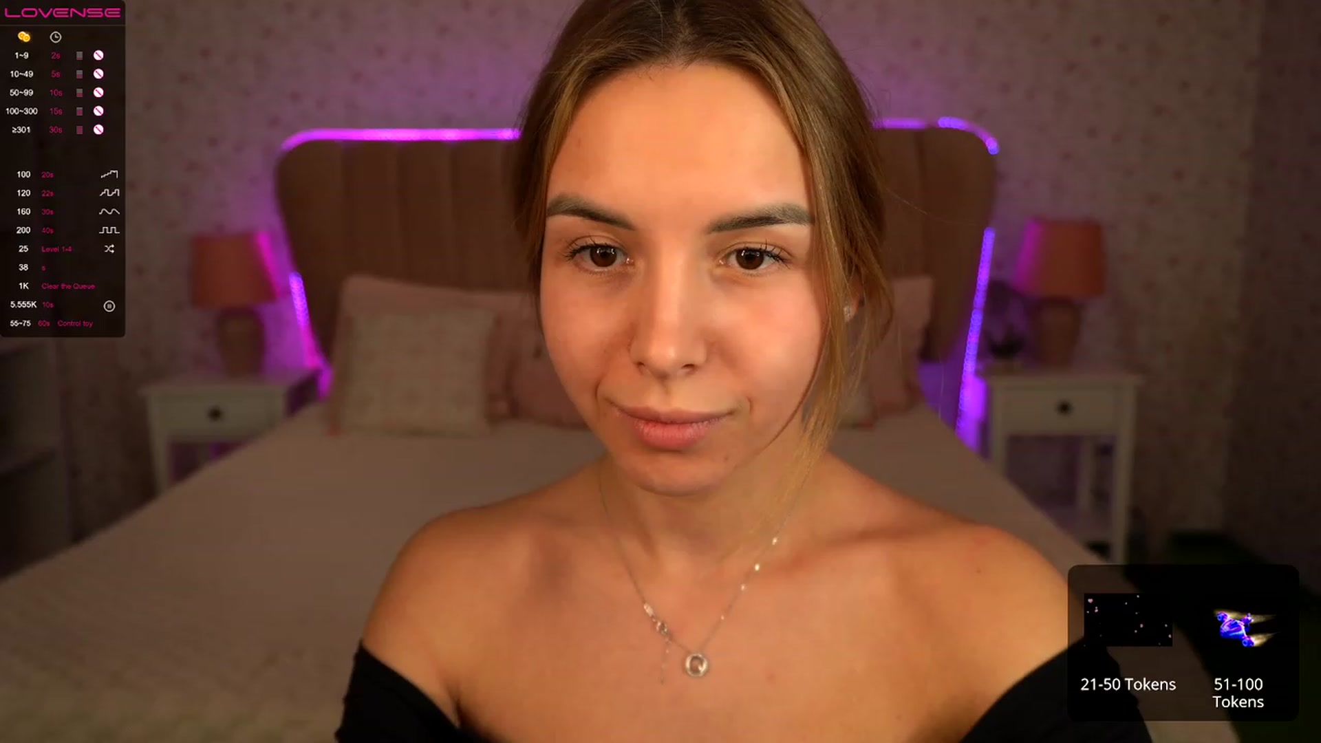 Gallery image thumbnail from Tilli's myfreecams stream on, 02/08/2024, 12:14 image 16 of 20