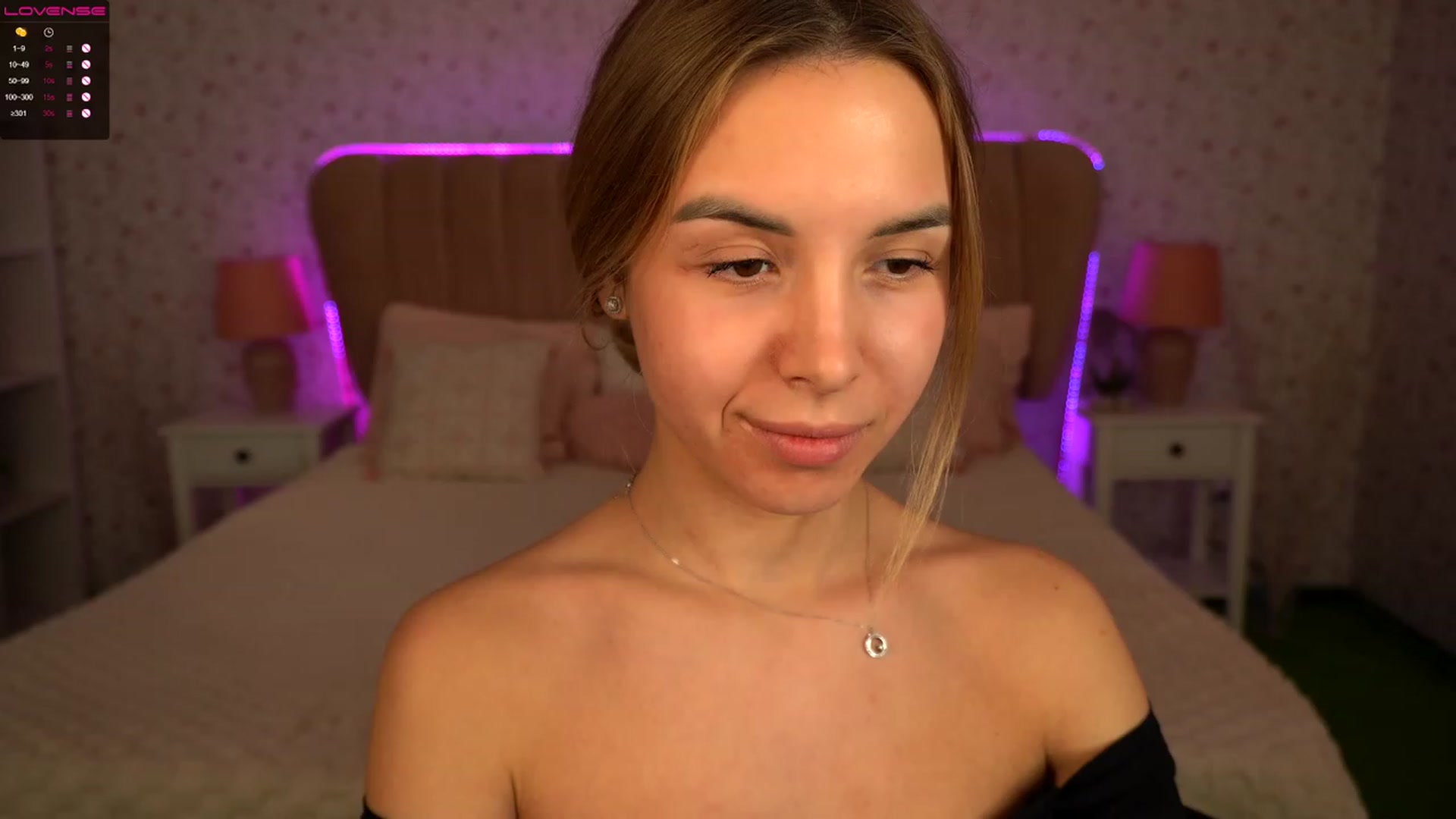 Gallery image thumbnail from Tilli's myfreecams stream on, 02/08/2024, 12:14 image 2 of 20