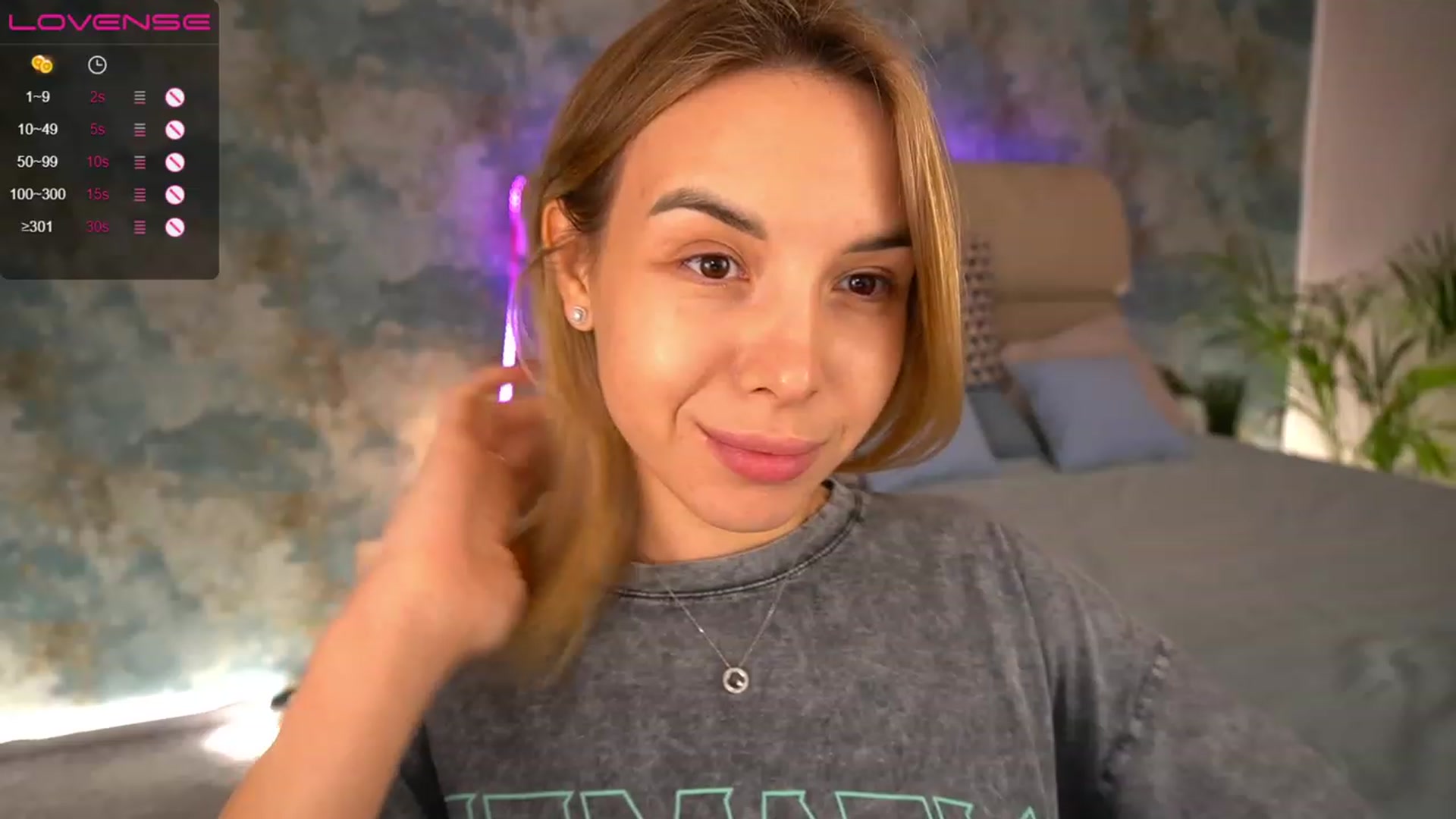 Gallery image thumbnail from Tilli's myfreecams stream on, 02/09/2024, 10:02 image 16 of 20