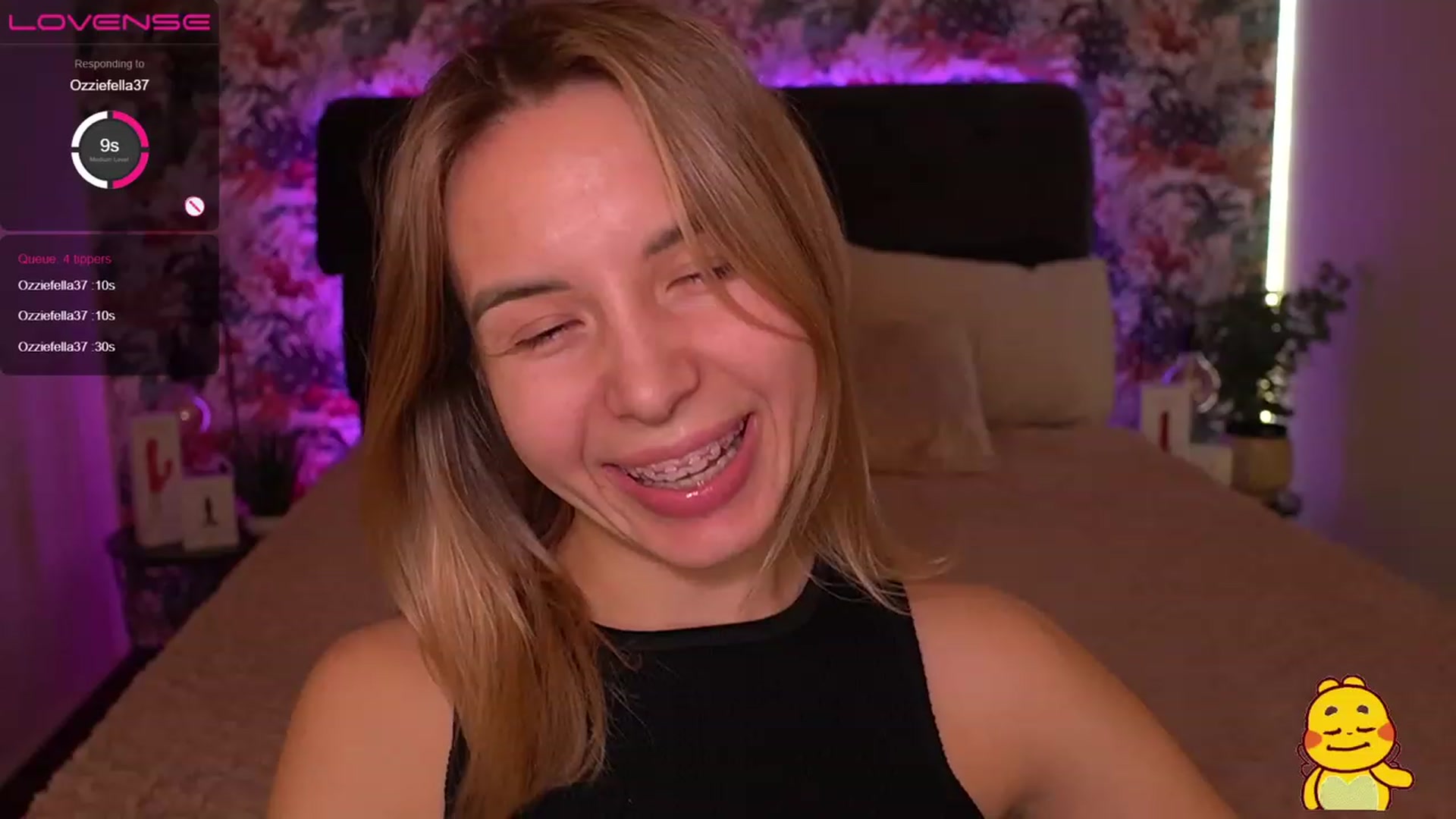 Gallery image thumbnail from Tilli's myfreecams stream on, 02/12/2024, 12:55 image 10 of 20