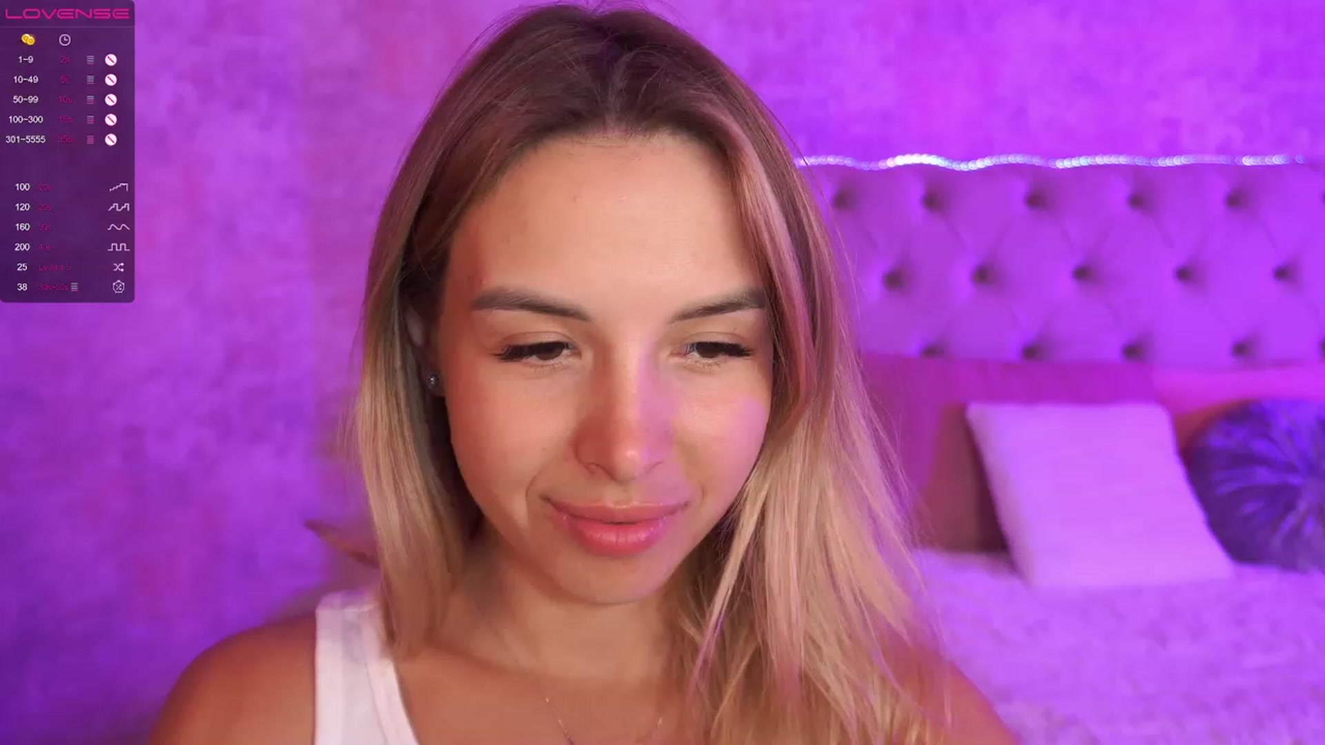 Gallery image thumbnail from Tilli's myfreecams stream on, 02/26/2024, 10:49 image 8 of 20