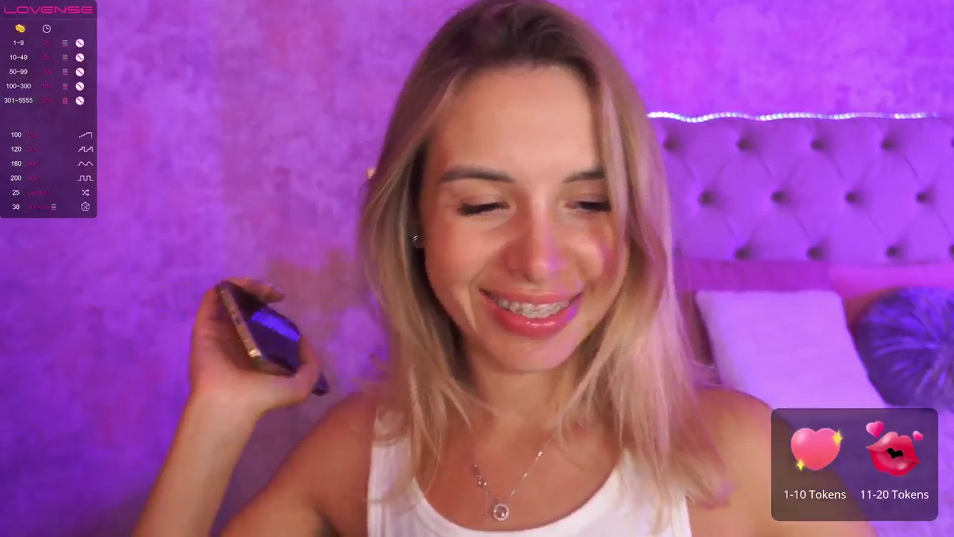 Gallery image thumbnail from Tilli's myfreecams stream on, 02/26/2024, 12:31 image 6 of 20