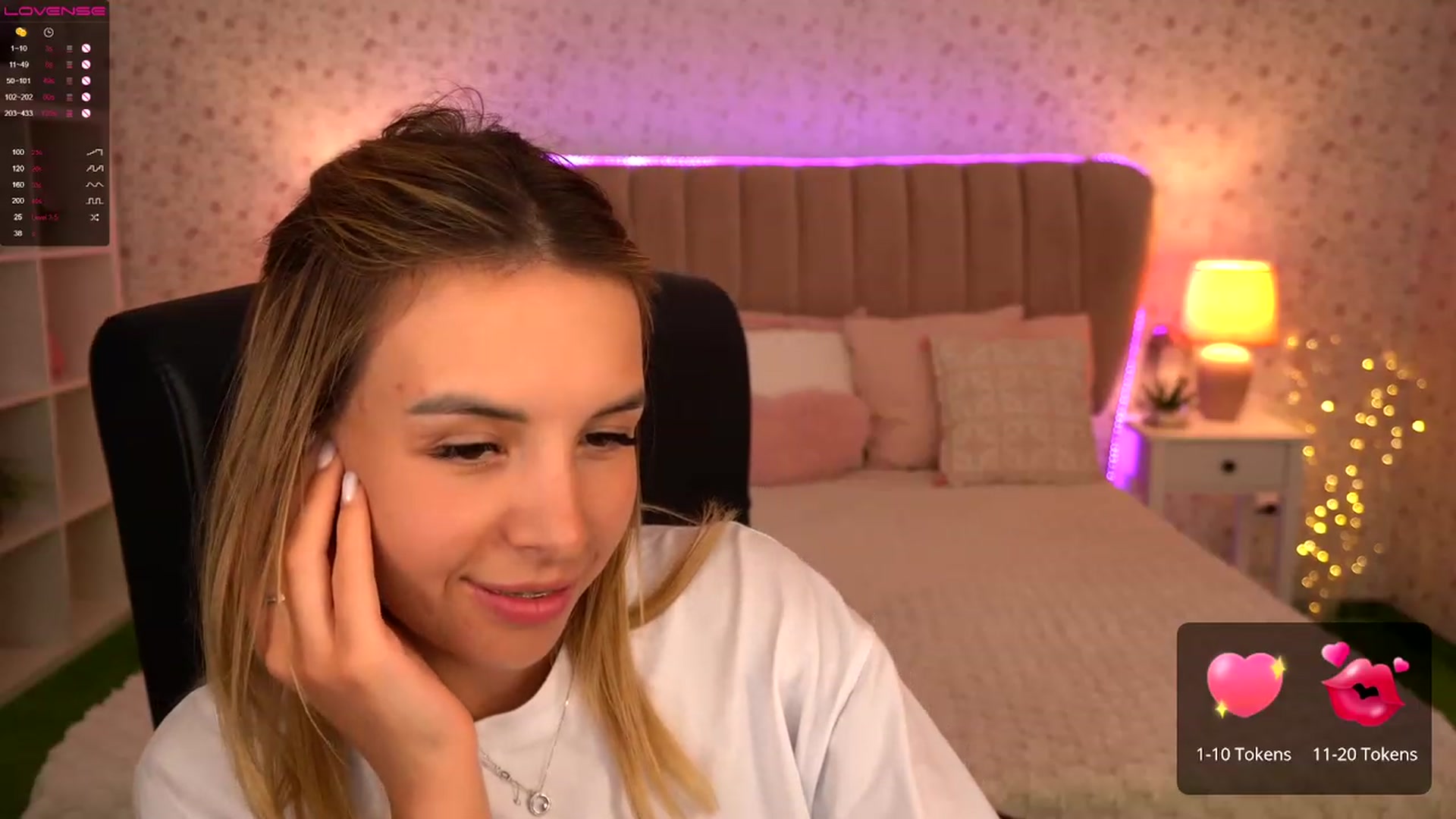 Gallery image thumbnail from Tilli's myfreecams stream on, 02/29/2024, 14:24 image 4 of 20