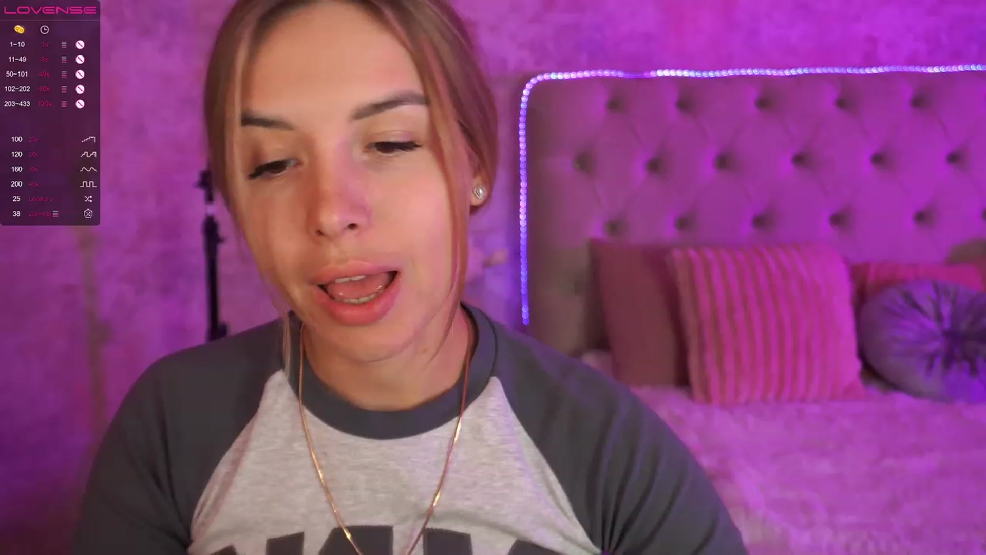 Gallery image thumbnail from Tilli's myfreecams stream on, 03/06/2024, 09:16 image 14 of 20