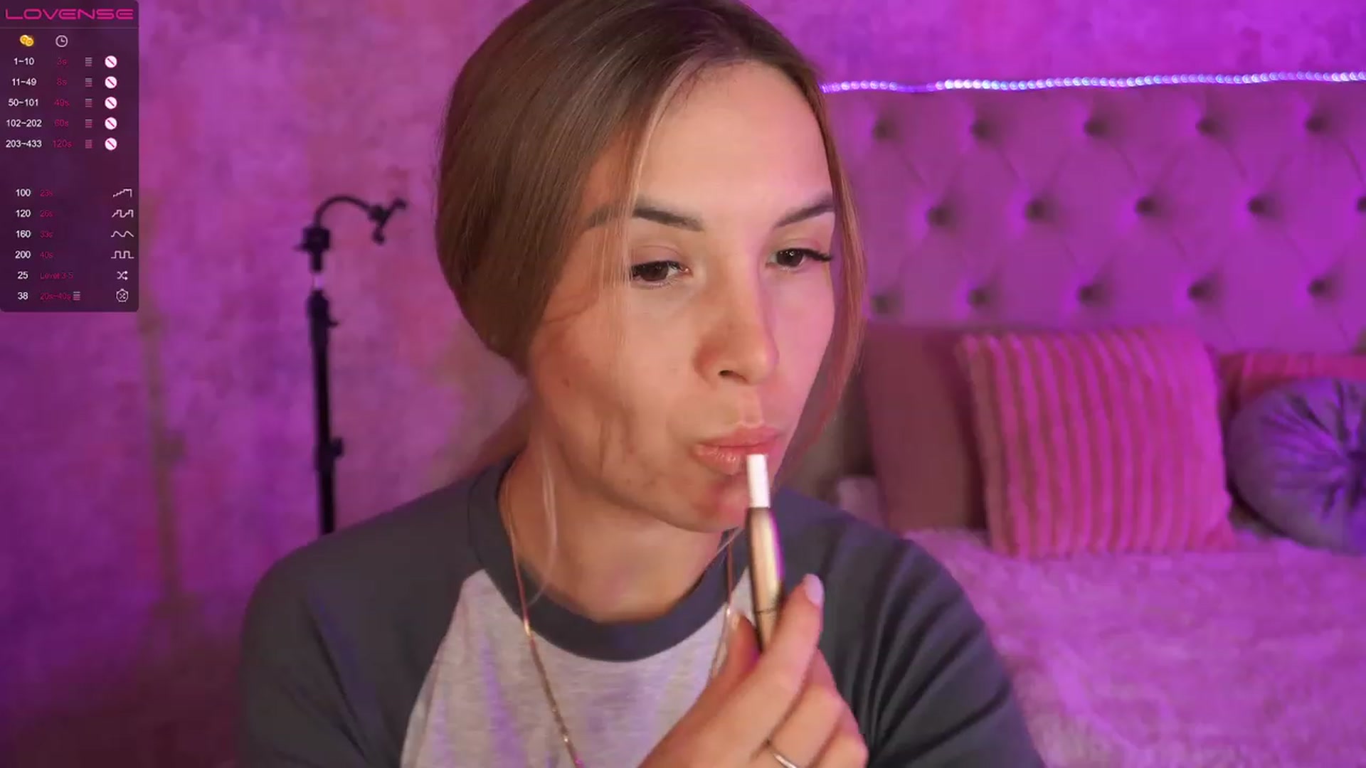 Gallery image thumbnail from Tilli's myfreecams stream on, 03/06/2024, 09:16 image 11 of 20