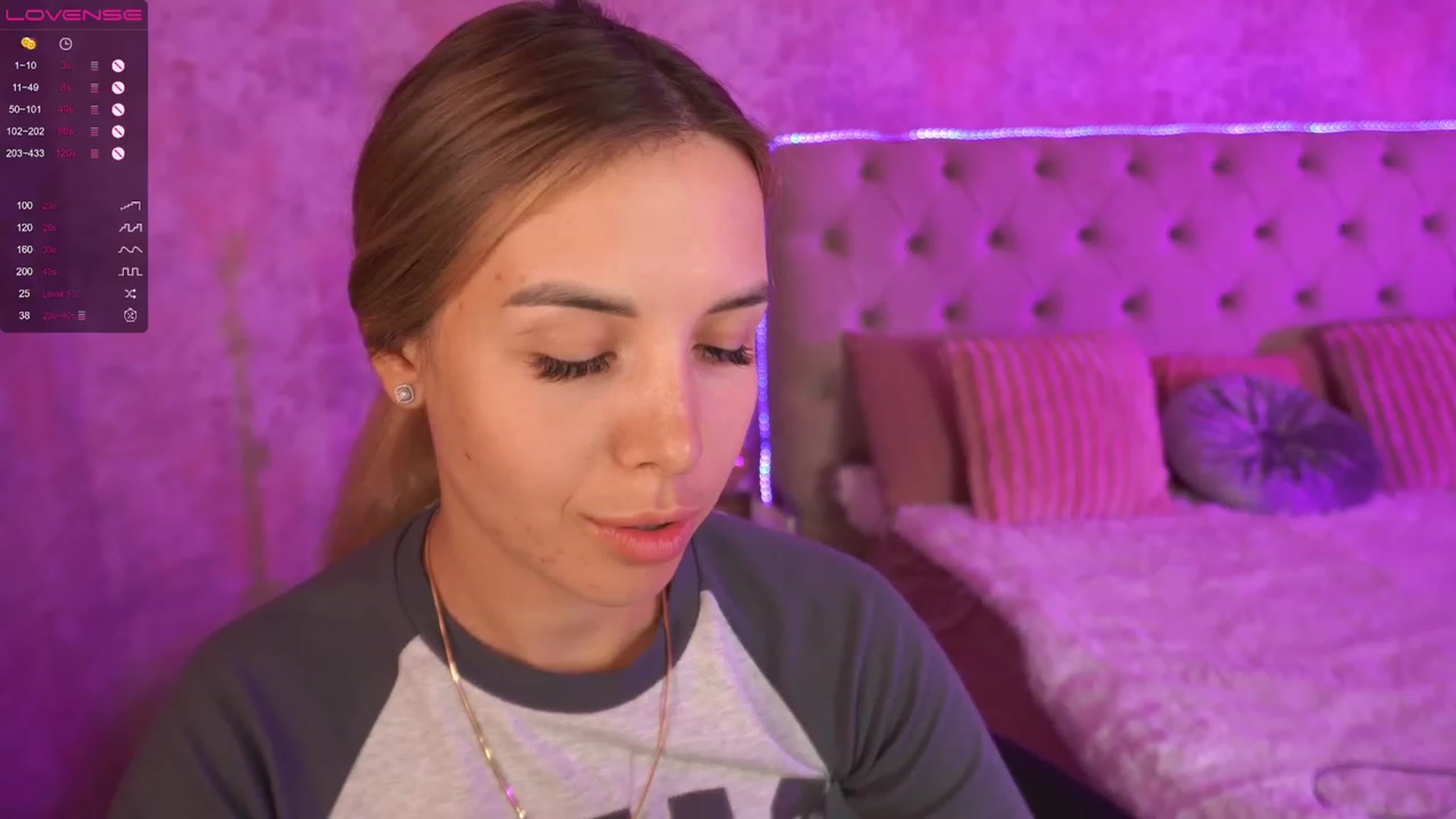 Gallery image thumbnail from Tilli's myfreecams stream on, 03/06/2024, 12:30 image 4 of 20