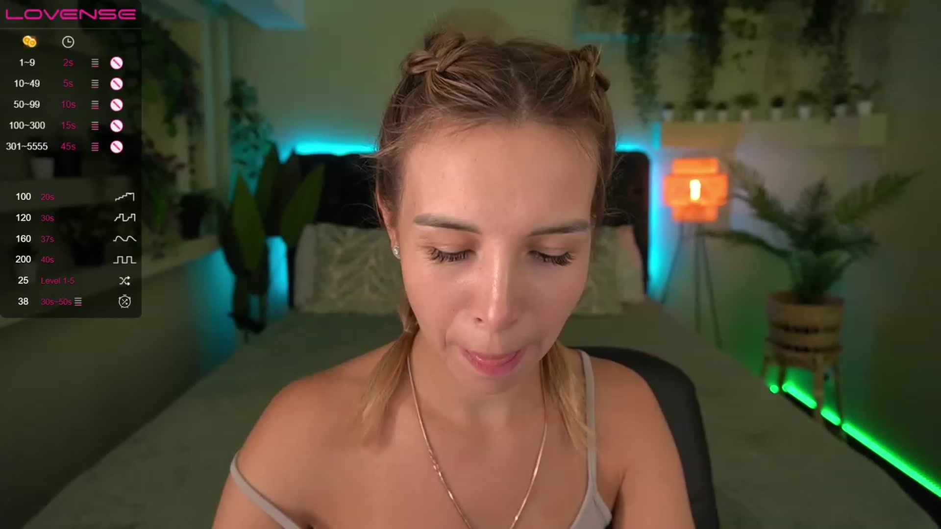 Gallery image thumbnail from Tilli's myfreecams stream on, 03/07/2024, 14:06 image 11 of 20