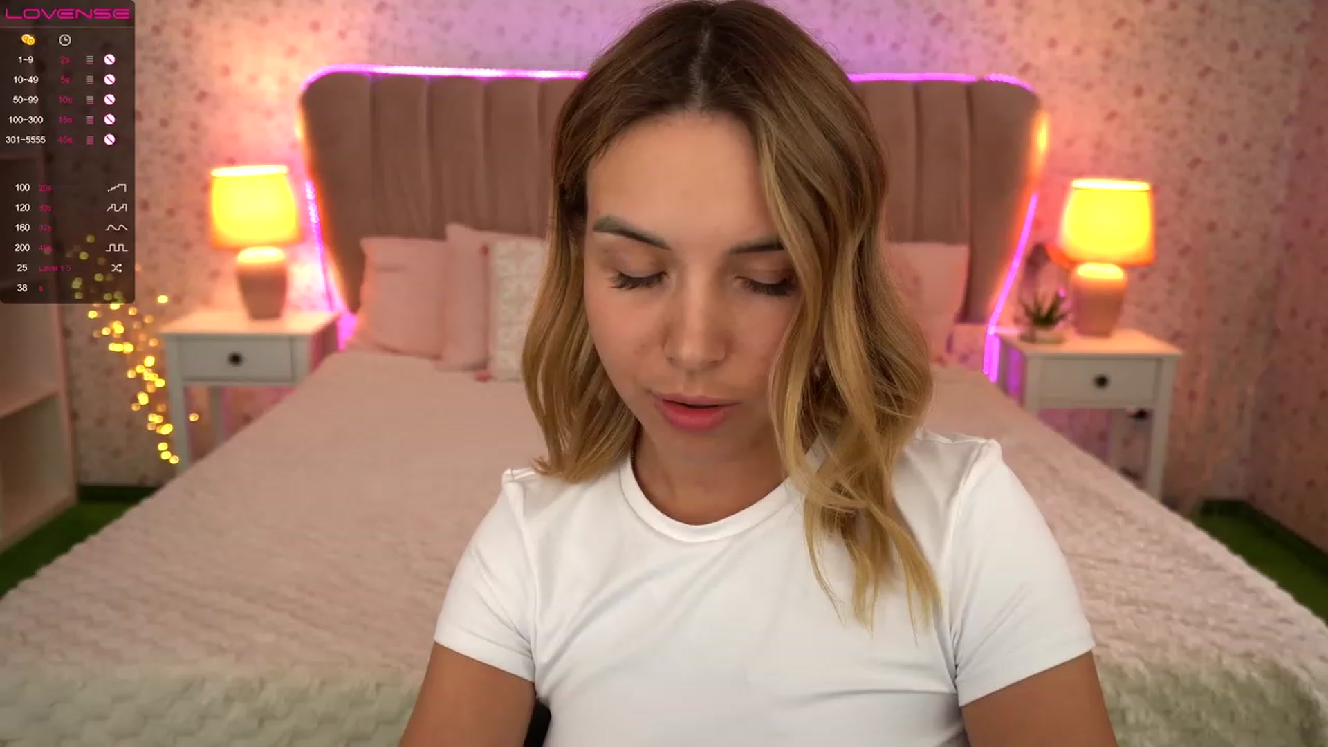 Gallery image thumbnail from Tilli's myfreecams stream on, 03/12/2024, 14:17 image 11 of 20