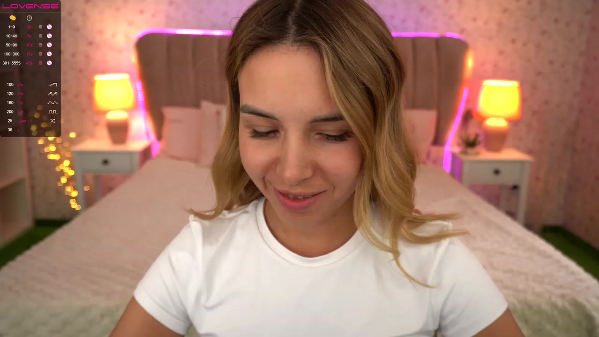 Gallery image thumbnail from Tilli's myfreecams stream on, 03/12/2024, 14:17 image 8 of 20
