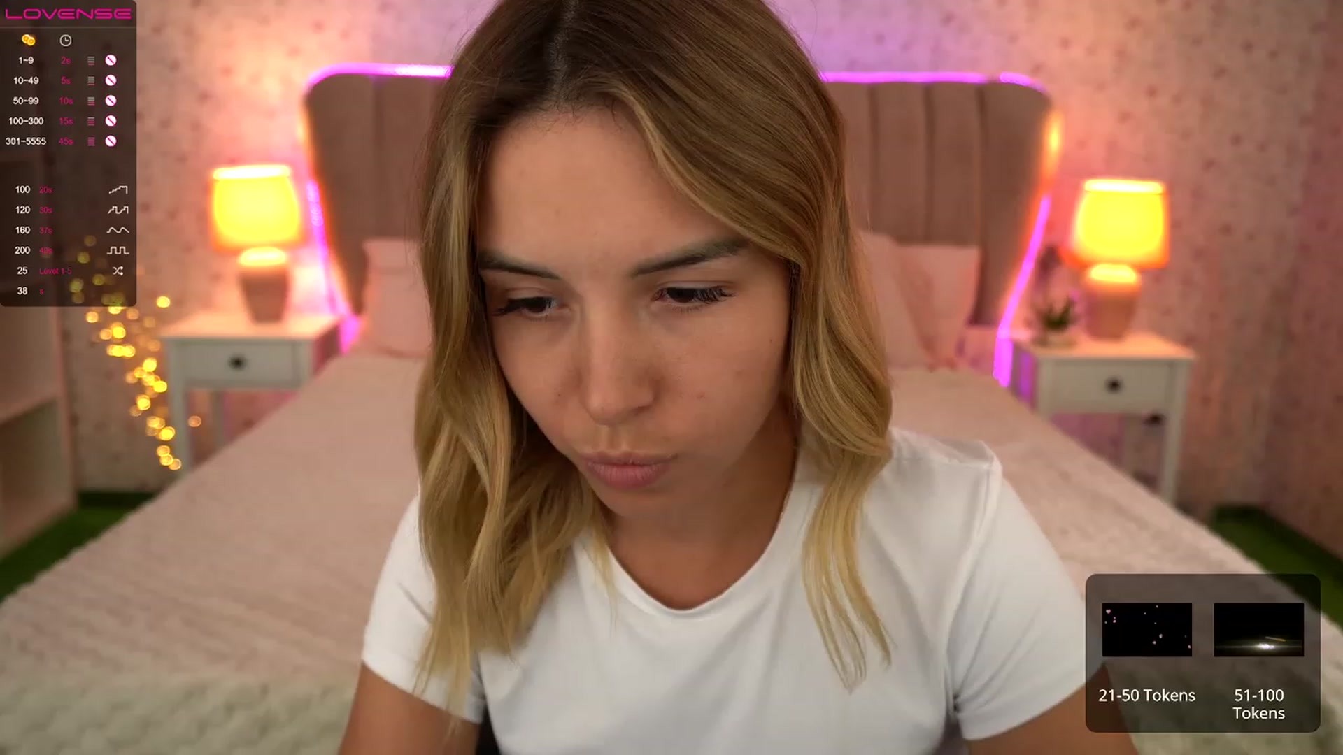 Gallery image thumbnail from Tilli's myfreecams stream on, 03/12/2024, 14:17 image 1 of 20