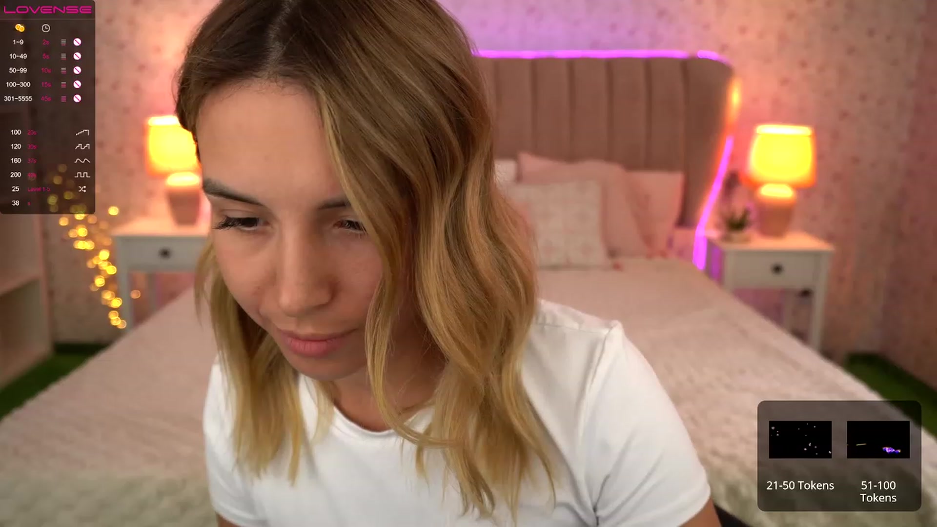 Gallery image thumbnail from Tilli's myfreecams stream on, 03/12/2024, 14:17 image 16 of 20