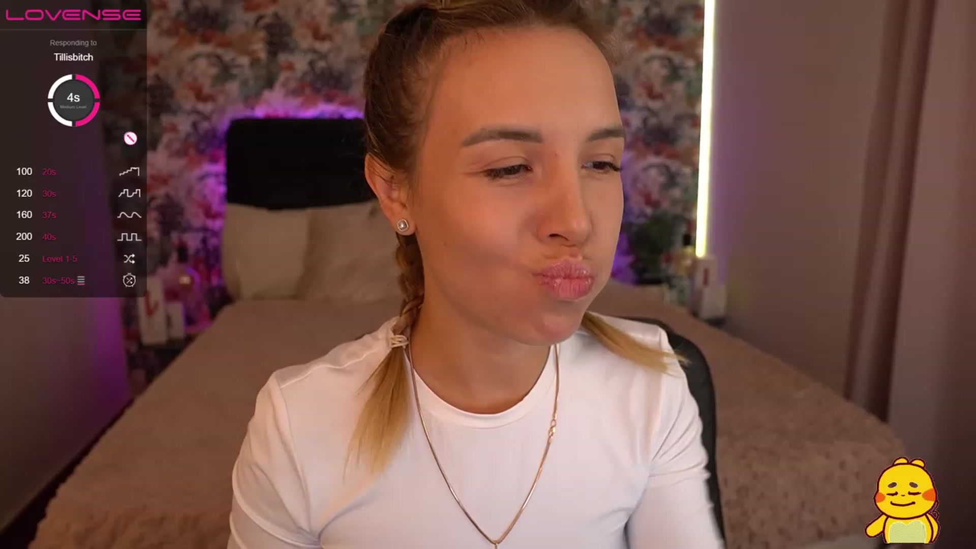 Gallery image thumbnail from Tilli's myfreecams stream on, 03/14/2024, 10:37 image 2 of 20