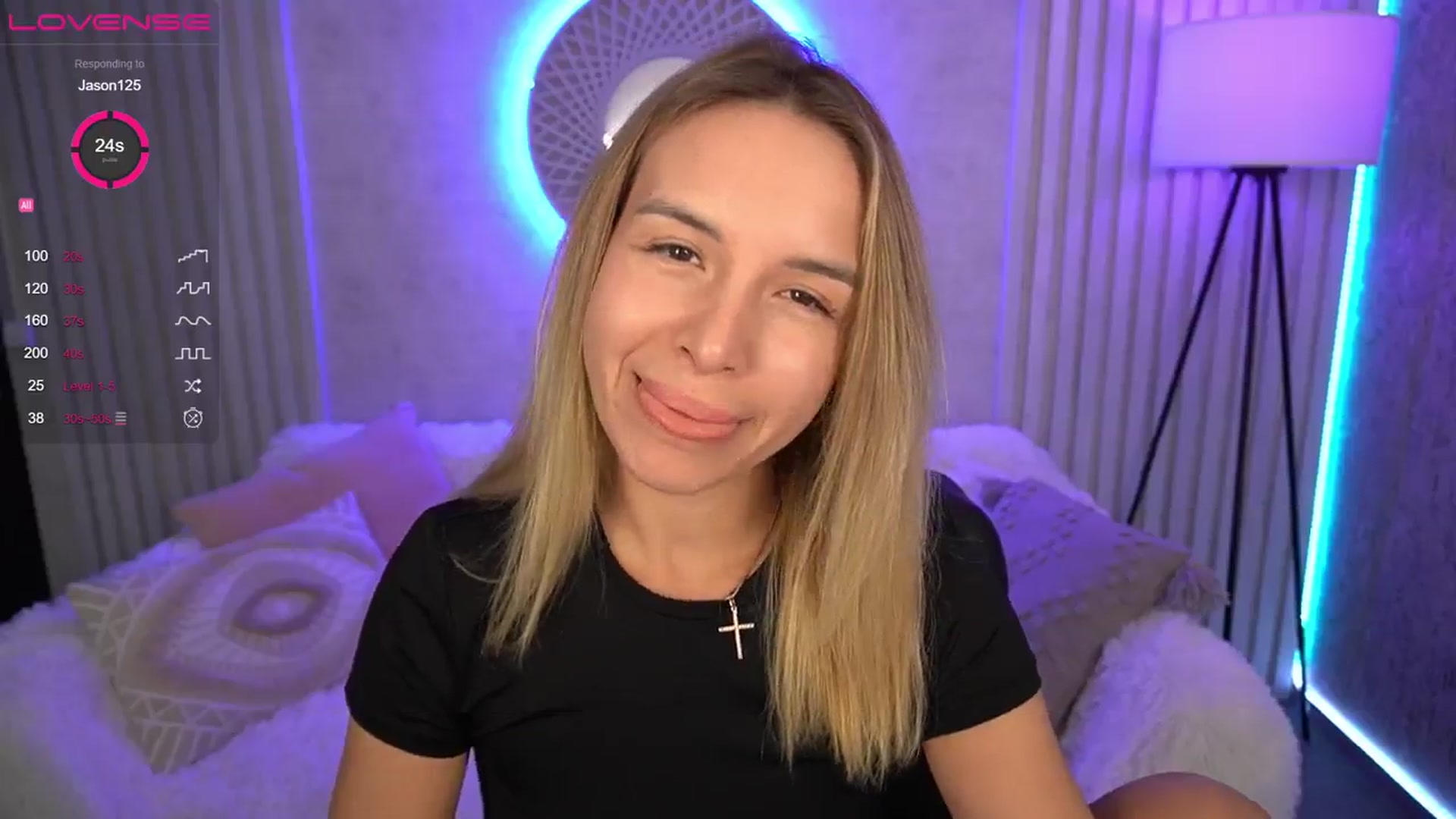 Gallery image thumbnail from Tilli's myfreecams stream on, 03/18/2024, 13:21 image 12 of 20