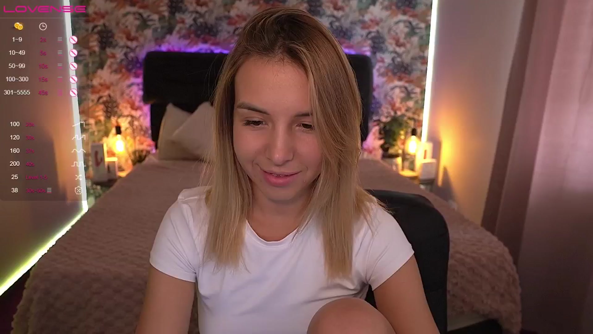 Gallery image thumbnail from Tilli's myfreecams stream on, 03/20/2024, 11:16 image 12 of 20
