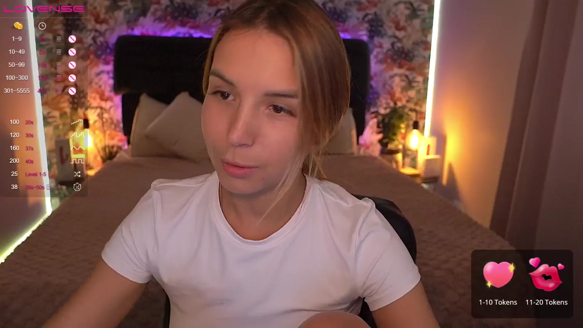 Gallery image thumbnail from Tilli's myfreecams stream on, 03/20/2024, 12:06 image 10 of 20