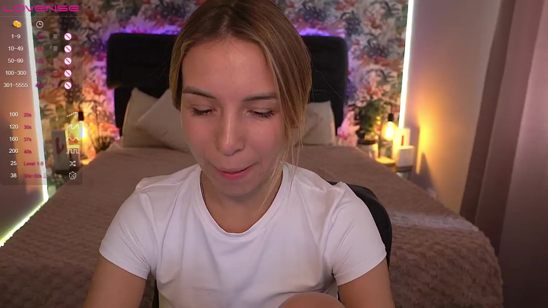 Gallery image thumbnail from Tilli's myfreecams stream on, 03/20/2024, 12:06 image 13 of 20