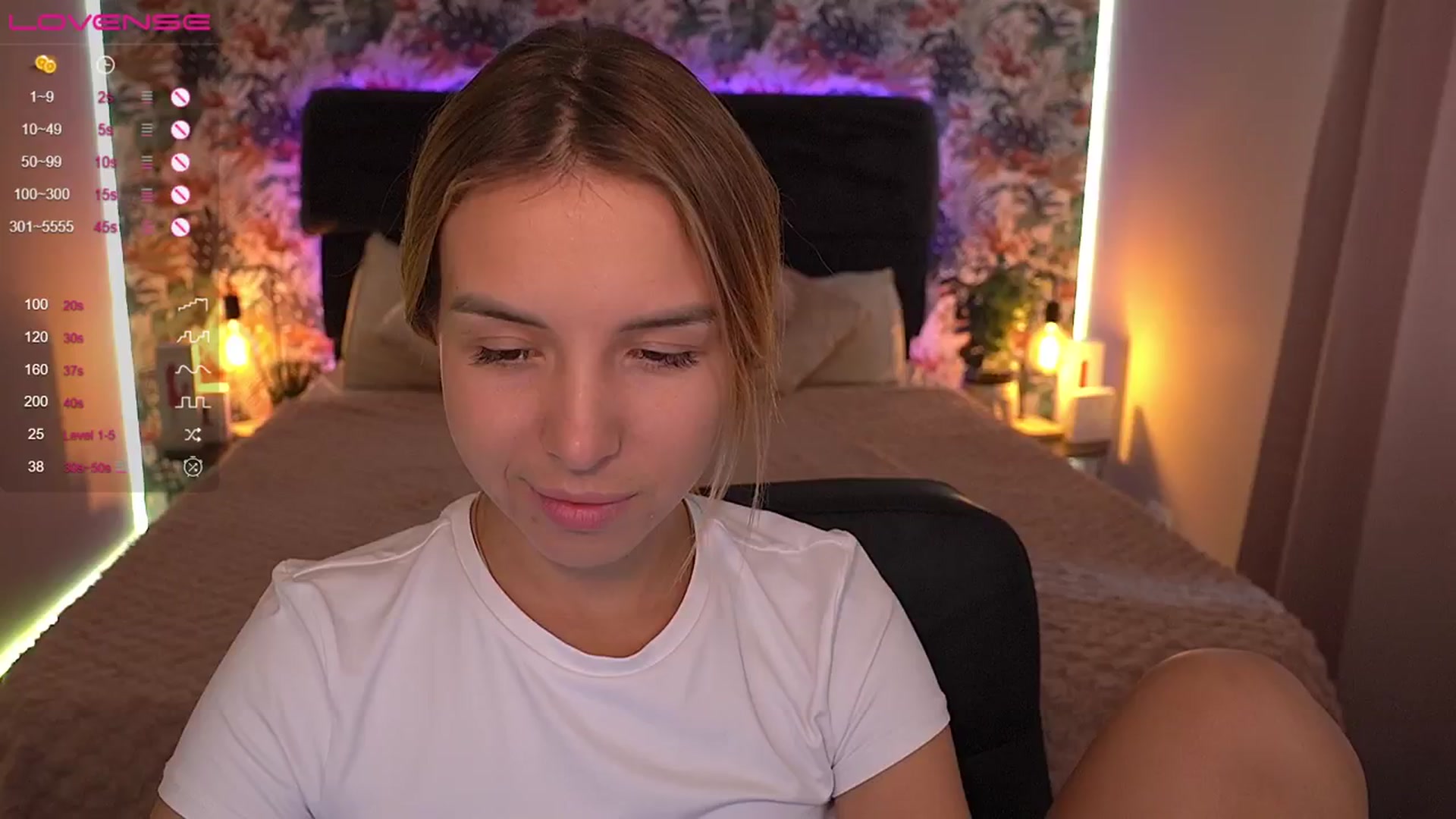 Gallery image thumbnail from Tilli's myfreecams stream on, 03/20/2024, 12:06 image 1 of 20