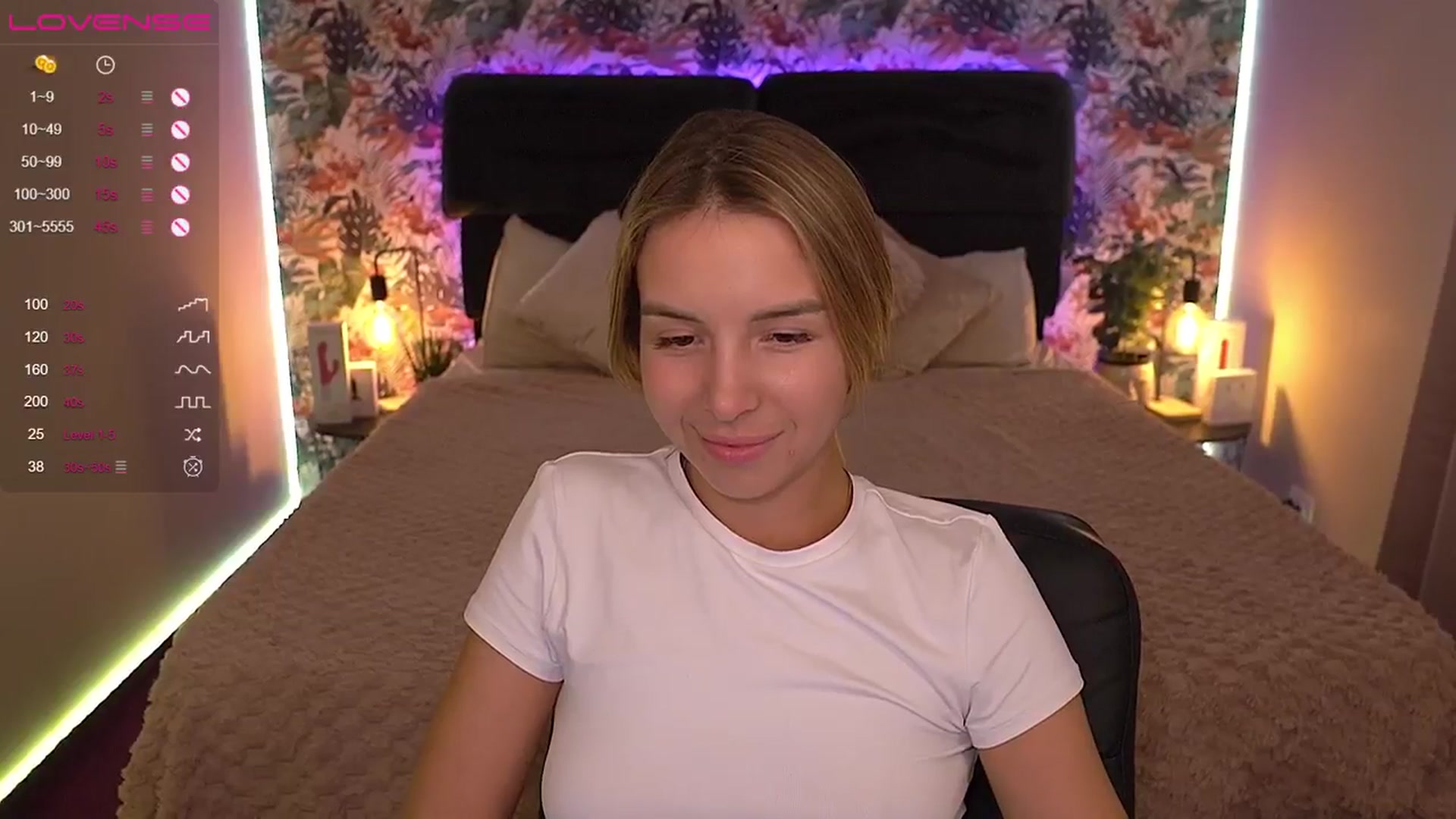 Gallery image thumbnail from Tilli's myfreecams stream on, 03/20/2024, 13:29 image 16 of 20
