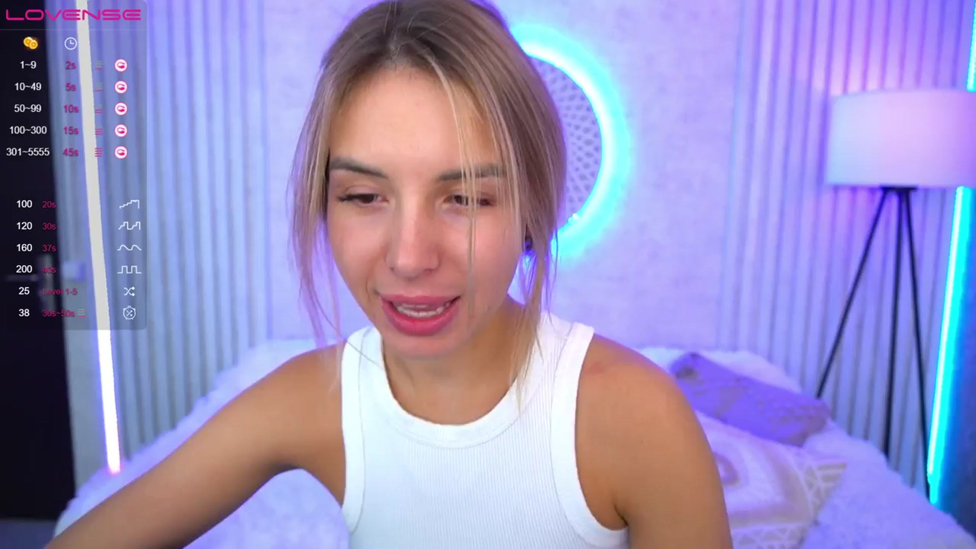 Gallery image thumbnail from Tilli's myfreecams stream on, 03/22/2024, 10:18 image 14 of 20