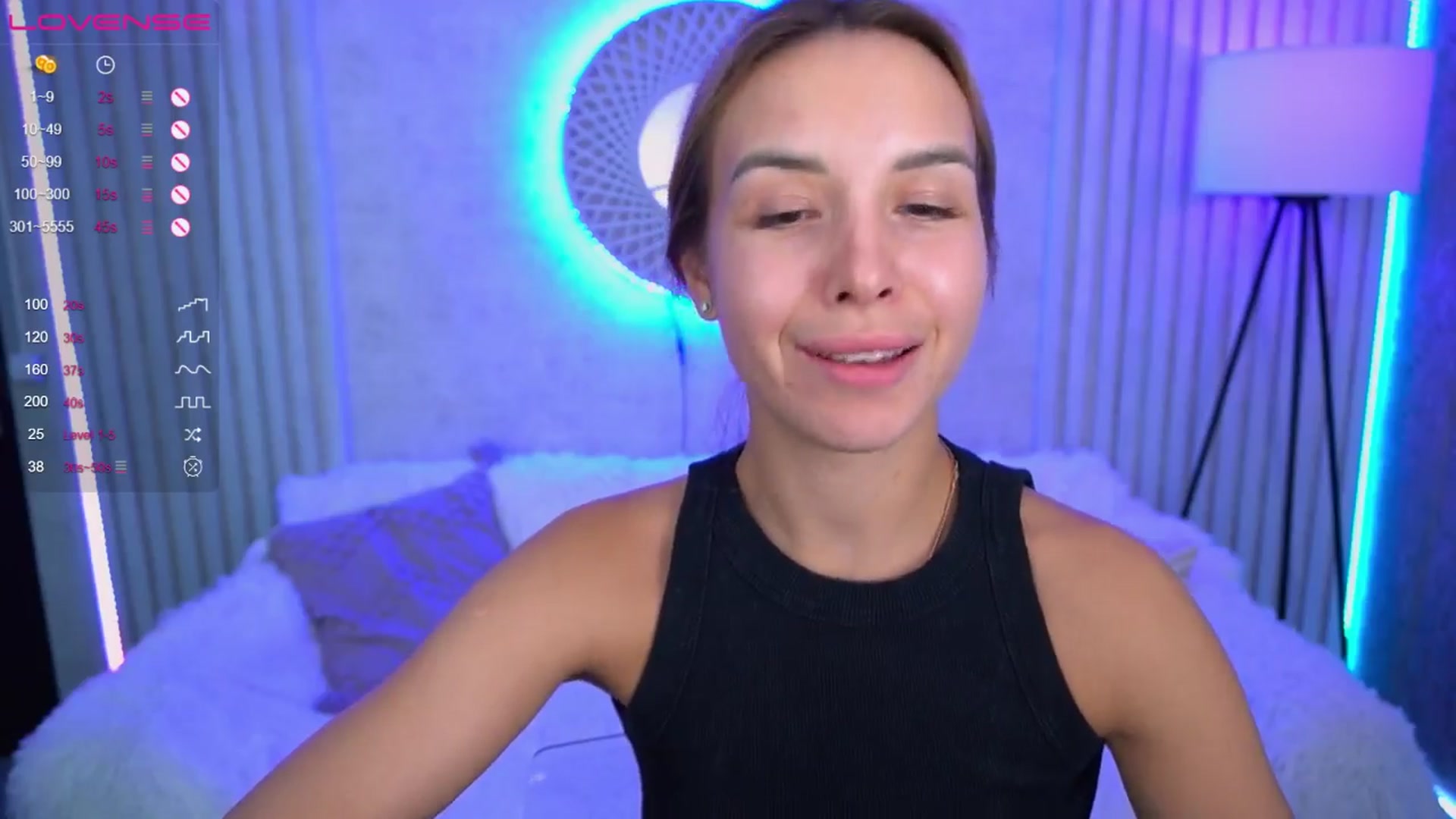 Gallery image thumbnail from Tilli's myfreecams stream on, 03/23/2024, 10:49 image 7 of 20