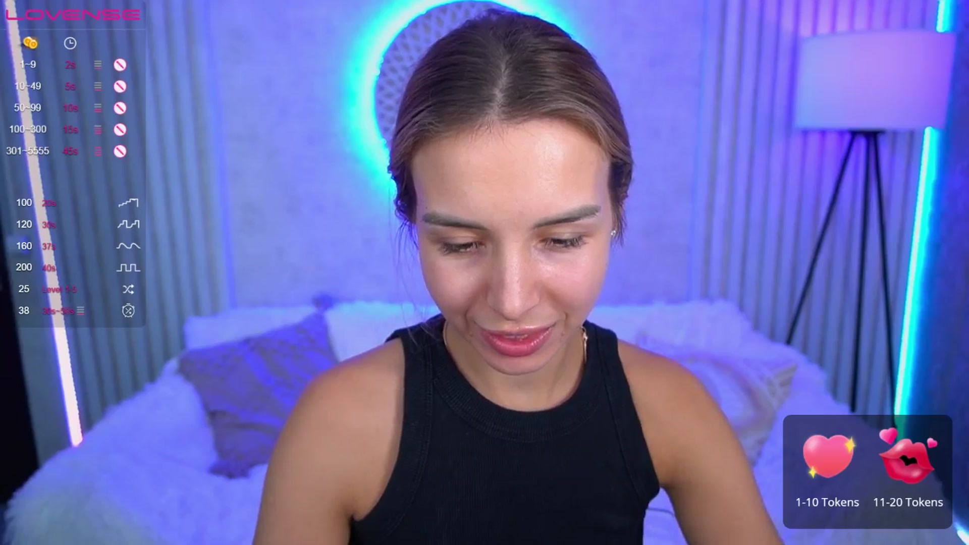 Gallery image thumbnail from Tilli's myfreecams stream on, 03/23/2024, 10:49 image 16 of 20