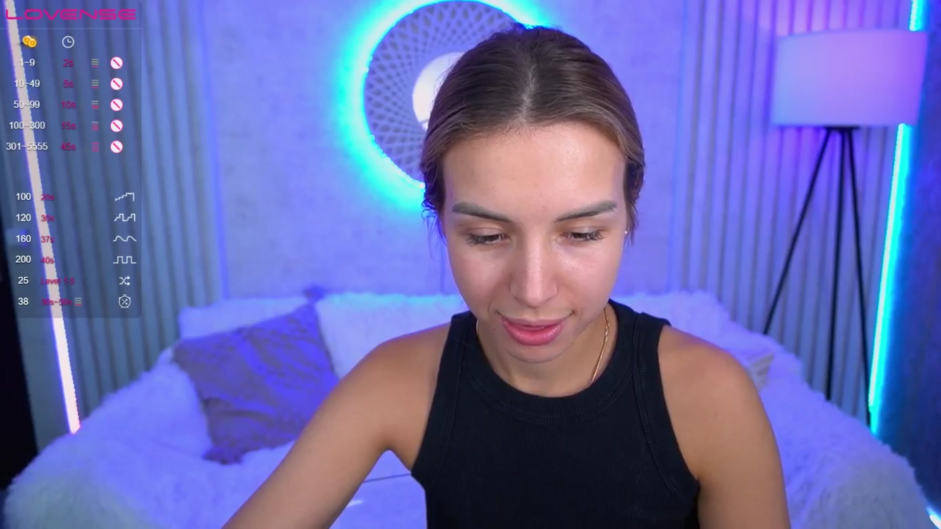 Gallery image thumbnail from Tilli's myfreecams stream on, 03/23/2024, 10:49 image 11 of 20