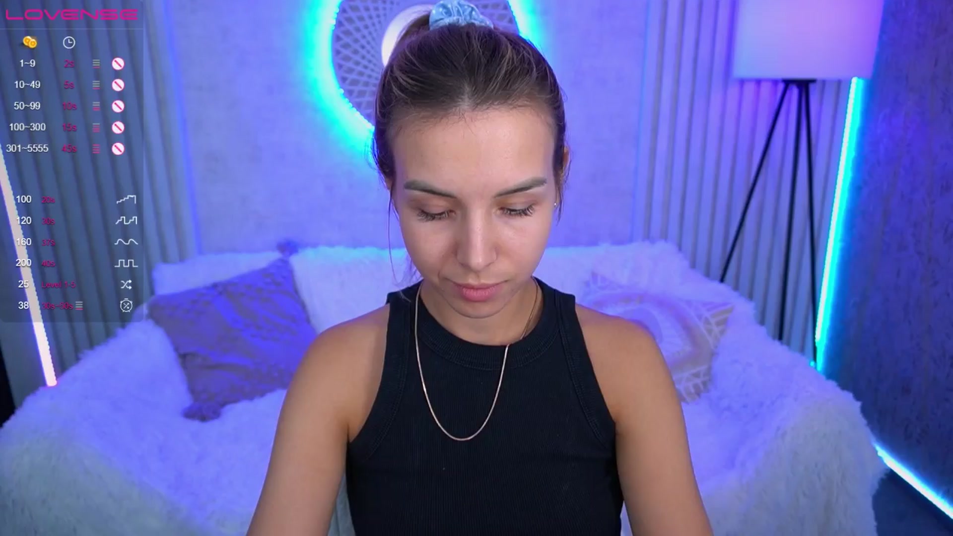 Gallery image thumbnail from Tilli's myfreecams stream on, 03/23/2024, 12:46 image 8 of 20