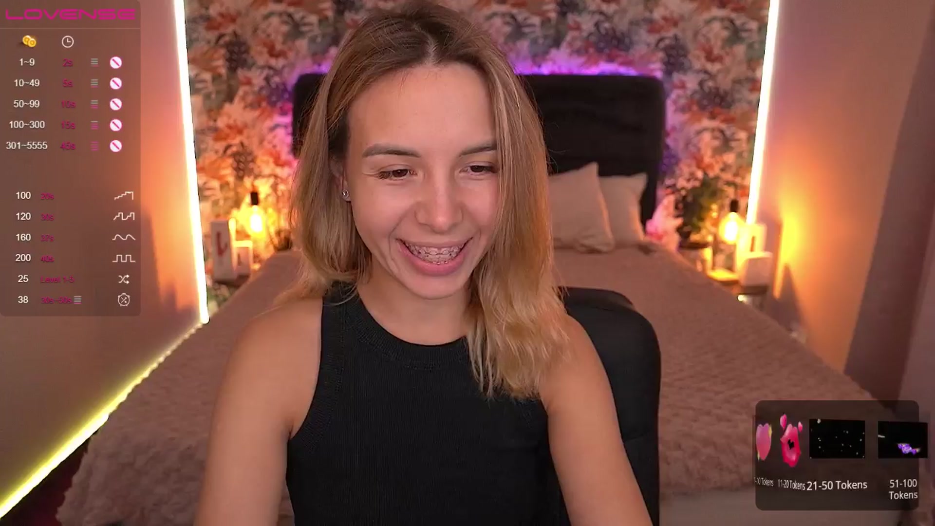 Gallery image thumbnail from Tilli's myfreecams stream on, 03/25/2024, 10:38 image 7 of 20