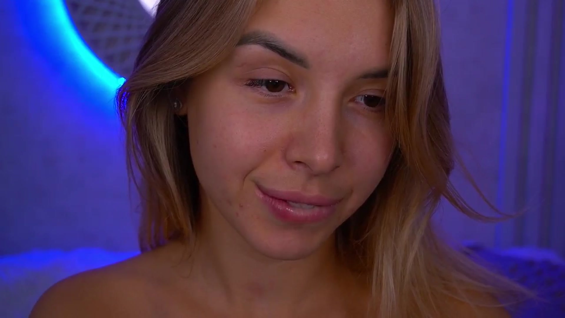 Gallery image thumbnail from Tilli's myfreecams stream on, 03/27/2024, 10:25 image 5 of 20