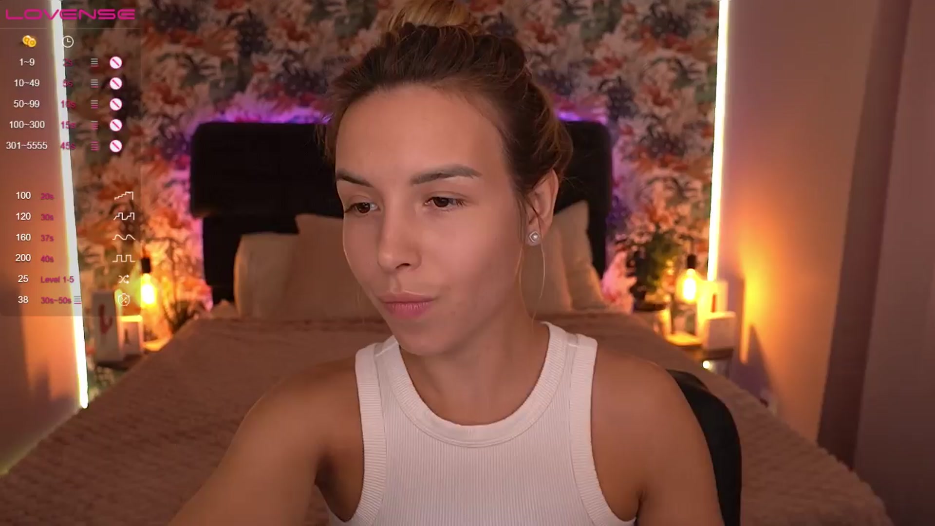 Gallery image thumbnail from Tilli's myfreecams stream on, 03/28/2024, 09:43 image 19 of 20