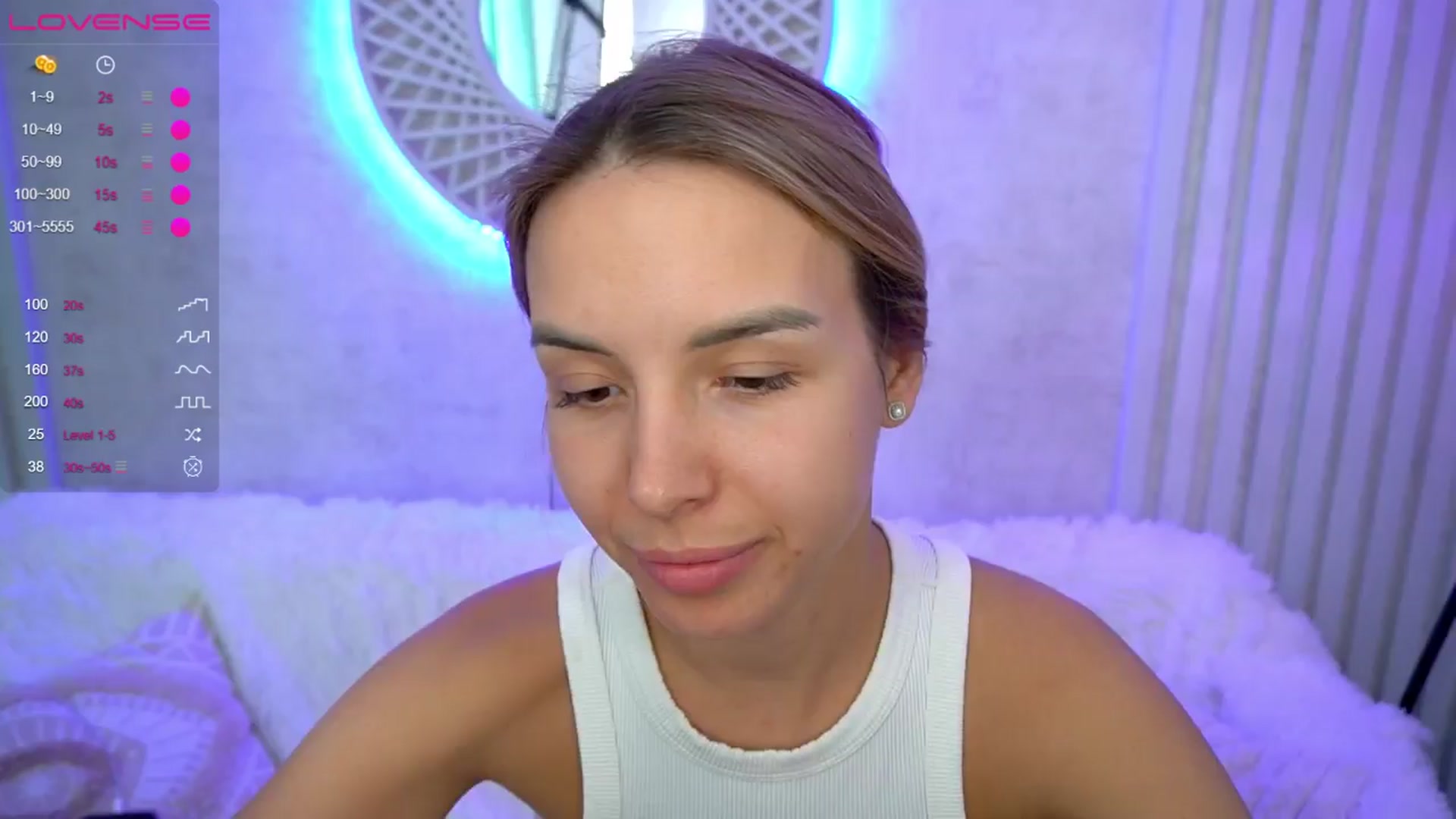 Gallery image thumbnail from Tilli's myfreecams stream on, 03/29/2024, 12:06 image 19 of 20