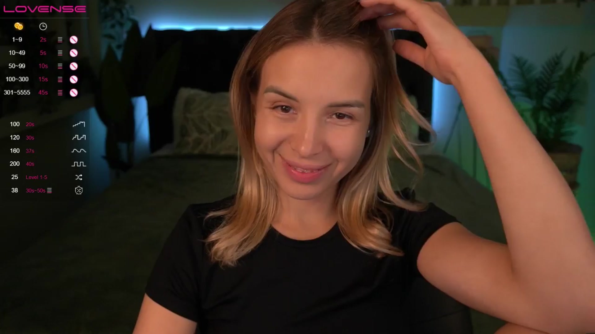 Gallery image thumbnail from Tilli's myfreecams stream on, 04/01/2024, 10:15 image 19 of 20