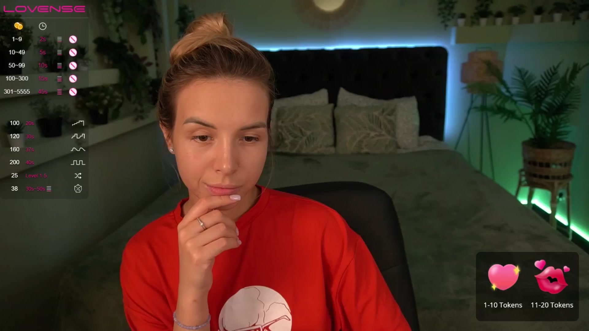 Gallery image thumbnail from Tilli's myfreecams stream on, 04/02/2024, 08:52 image 19 of 20