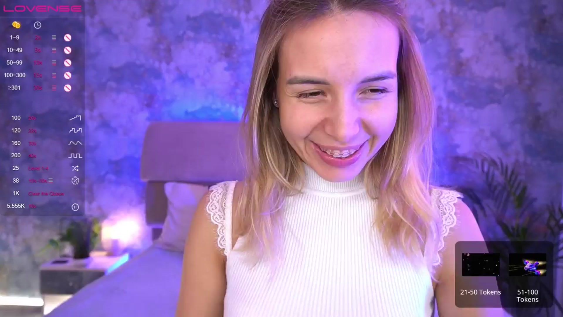 Gallery image thumbnail from Tilli's myfreecams stream on, 04/03/2024, 10:47 image 8 of 20